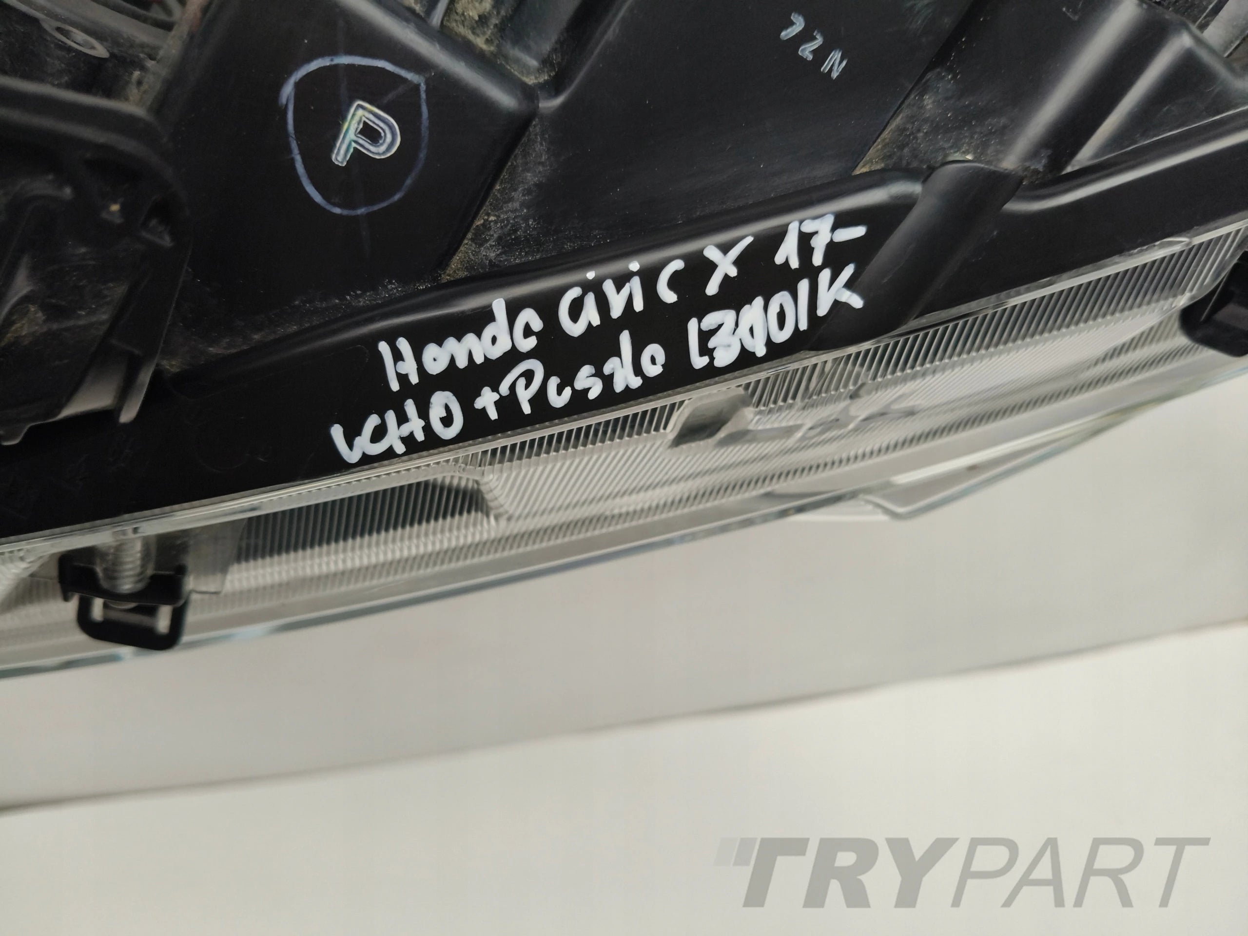 LEFT HEADLIGHT HONDA CIVIC X 17-