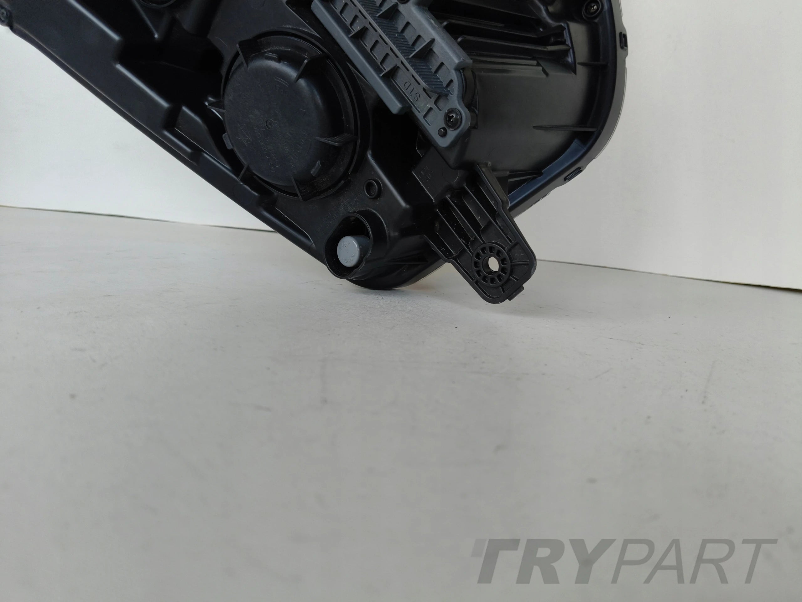 LEFT HEADLIGHT HYUNDAI KONA II 23- LED