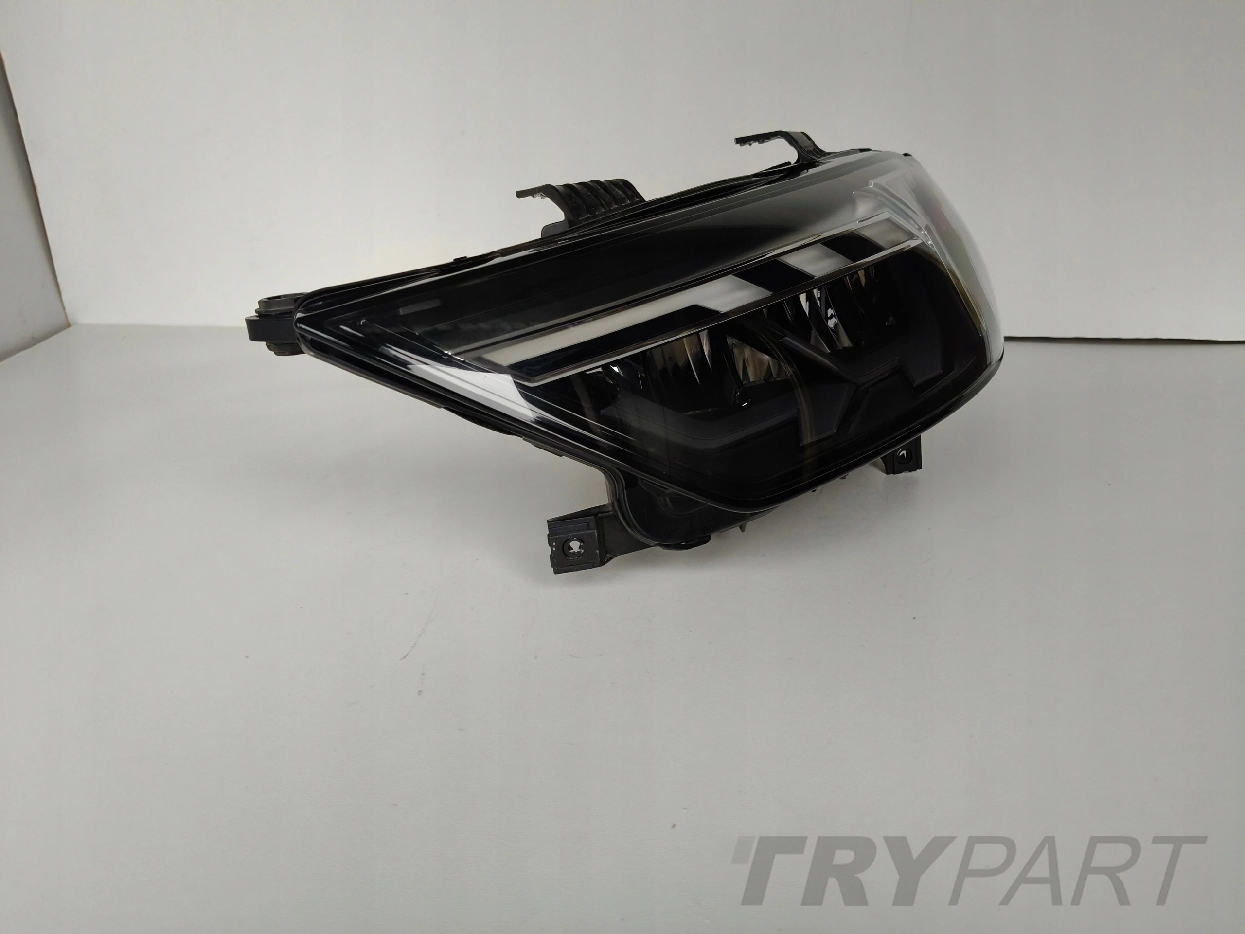 LEFT HEADLIGHT LAMP AUDI A1 II 82A 18- FULL LED