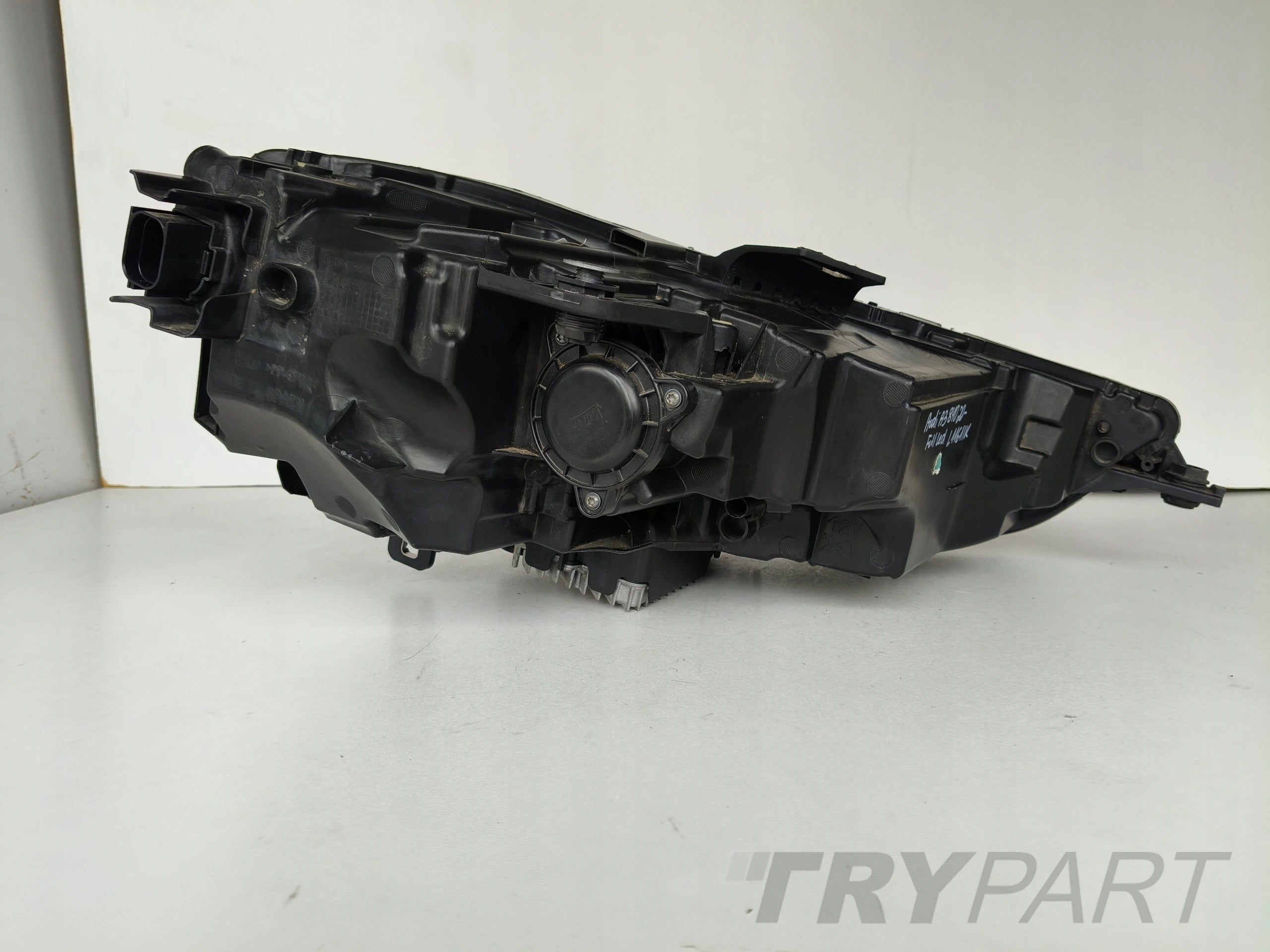 LEFT HEADLIGHT LAMP AUDI A3 8Y 8Y0 20- FULL LED
