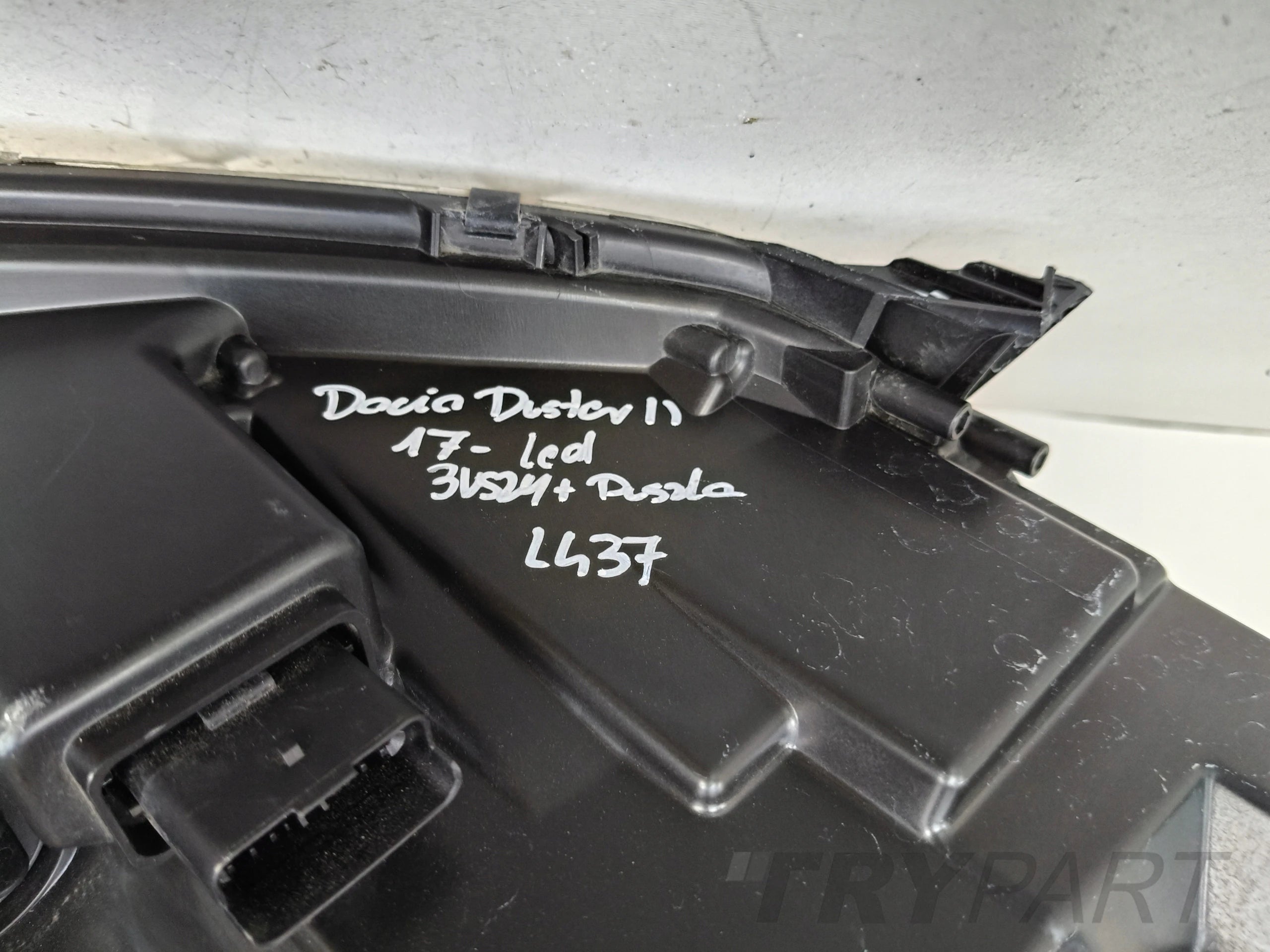 LEFT HEADLIGHT LAMP DACIA DUSTER II 17- LED