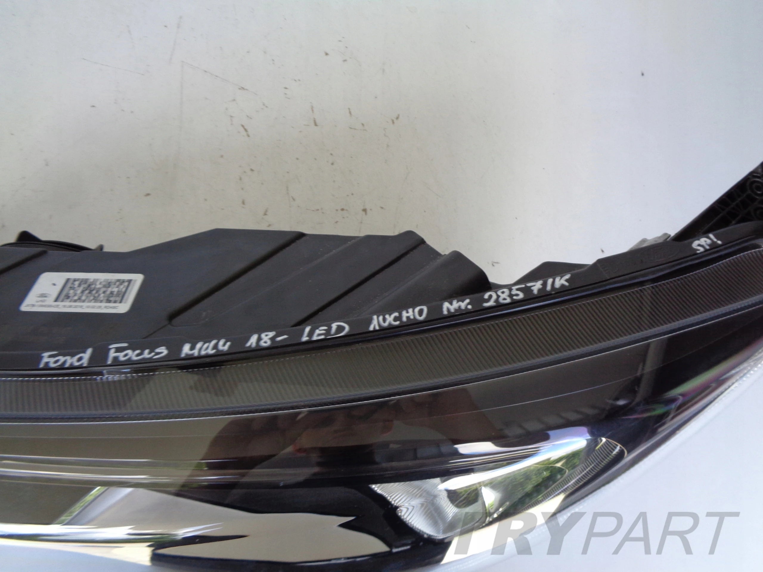 LEFT HEADLIGHT LAMP FOR FORD FOCUS MK4 18- LED
