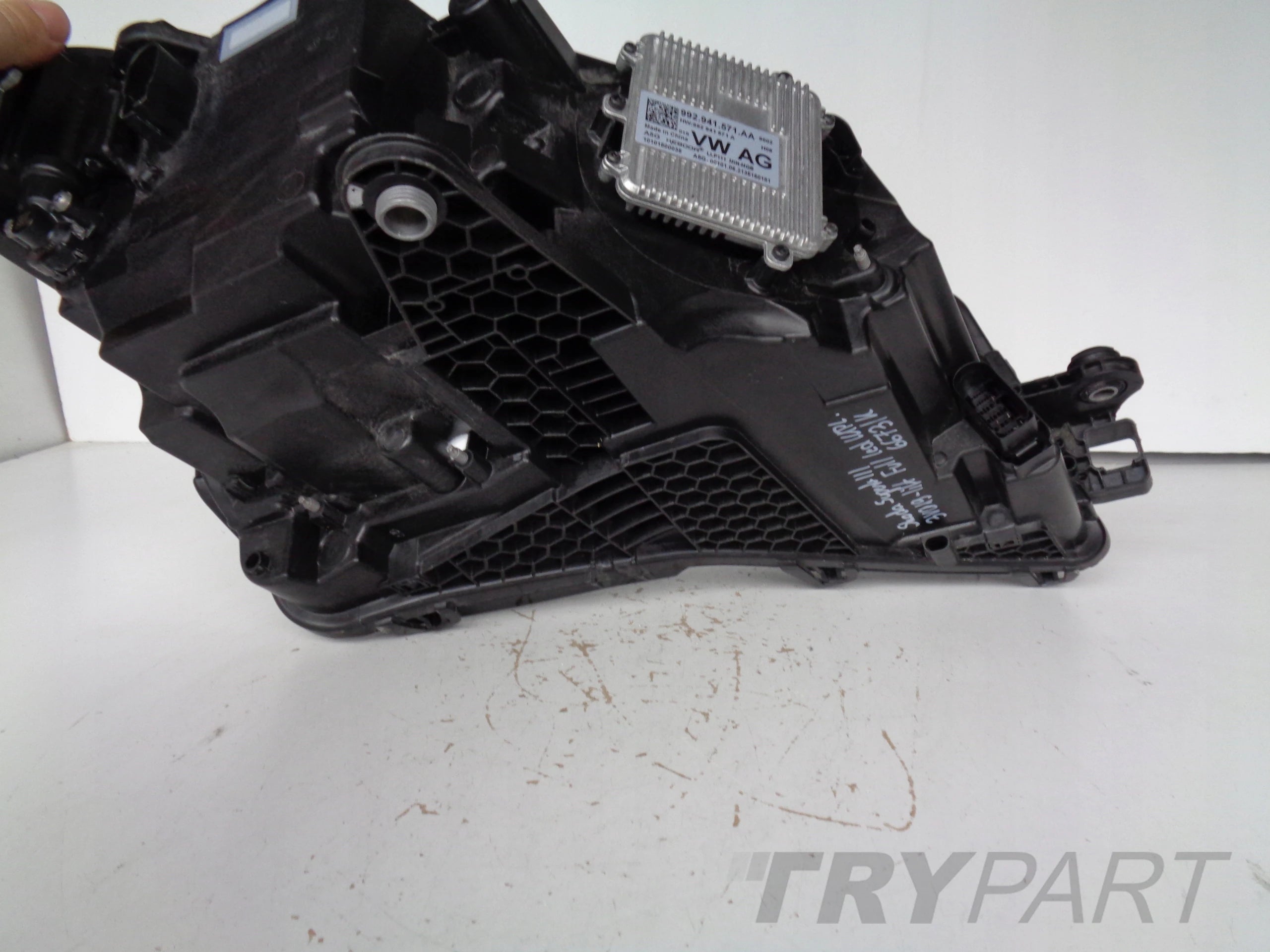 LEFT HEADLIGHT LAMP FOR SKODA SUPERB III 3V 3V0 19- LIFT FULL LED