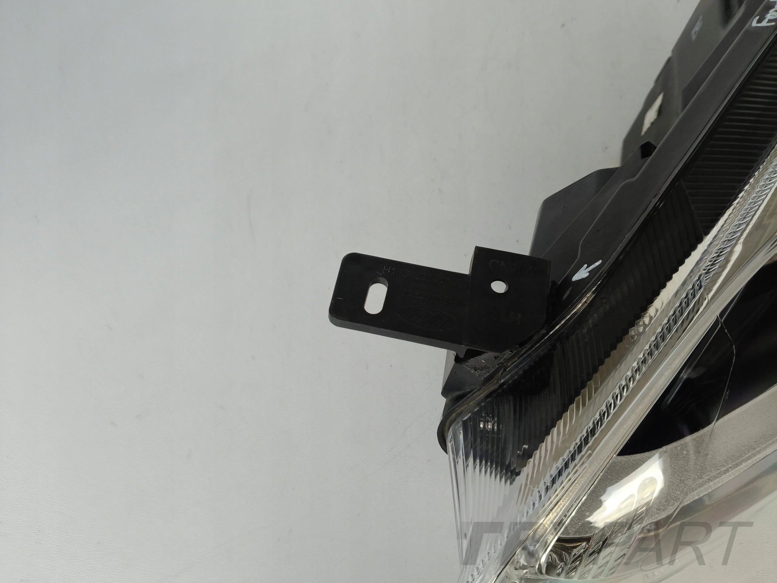 LEFT HEADLIGHT LAMP FORD FIESTA MK8 17- LED