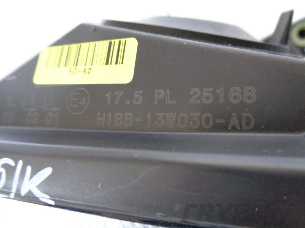 LEFT HEADLIGHT LAMP FORD FIESTA MK8 17-