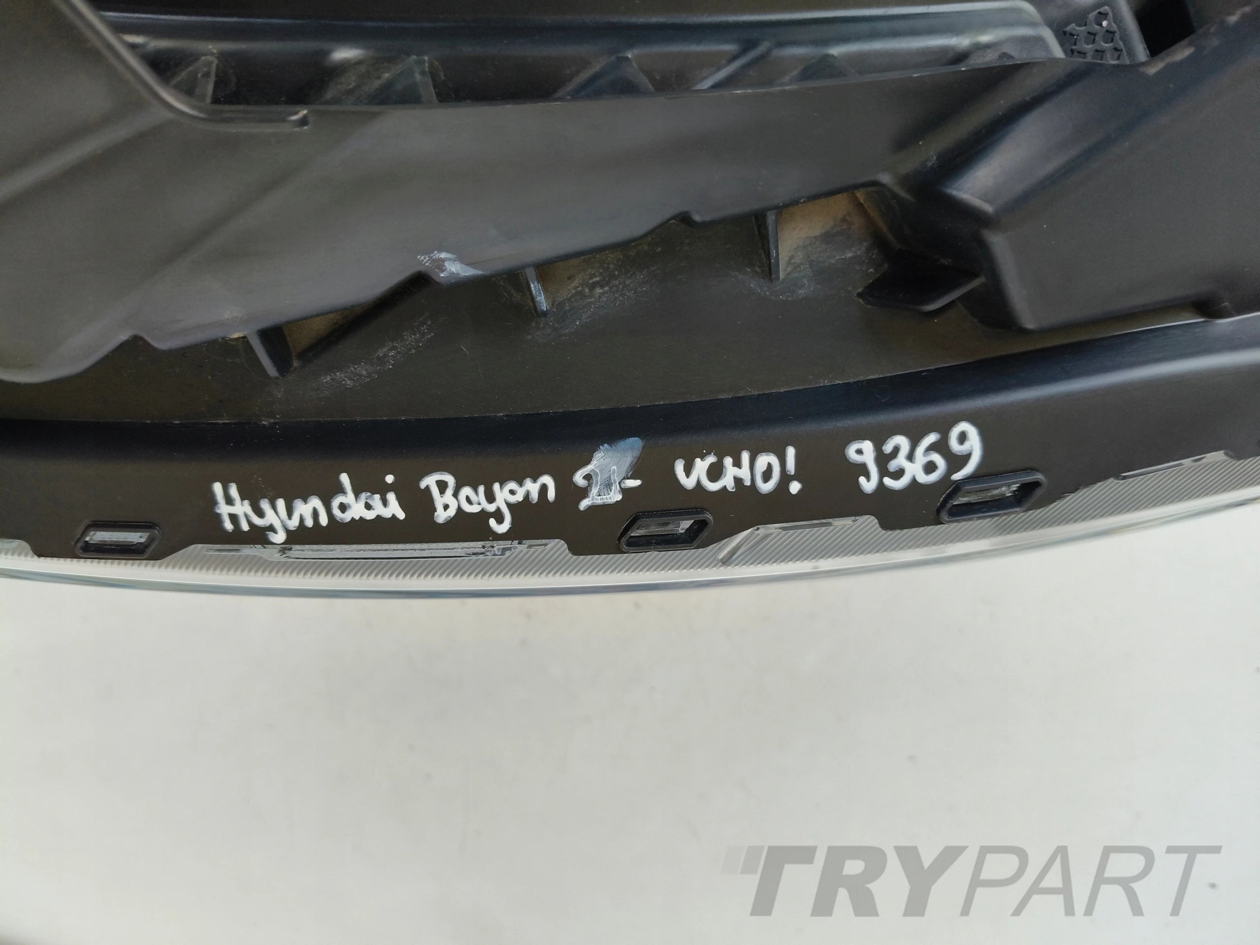 LEFT HEADLIGHT LAMP HYUNDAI BAYON 21-