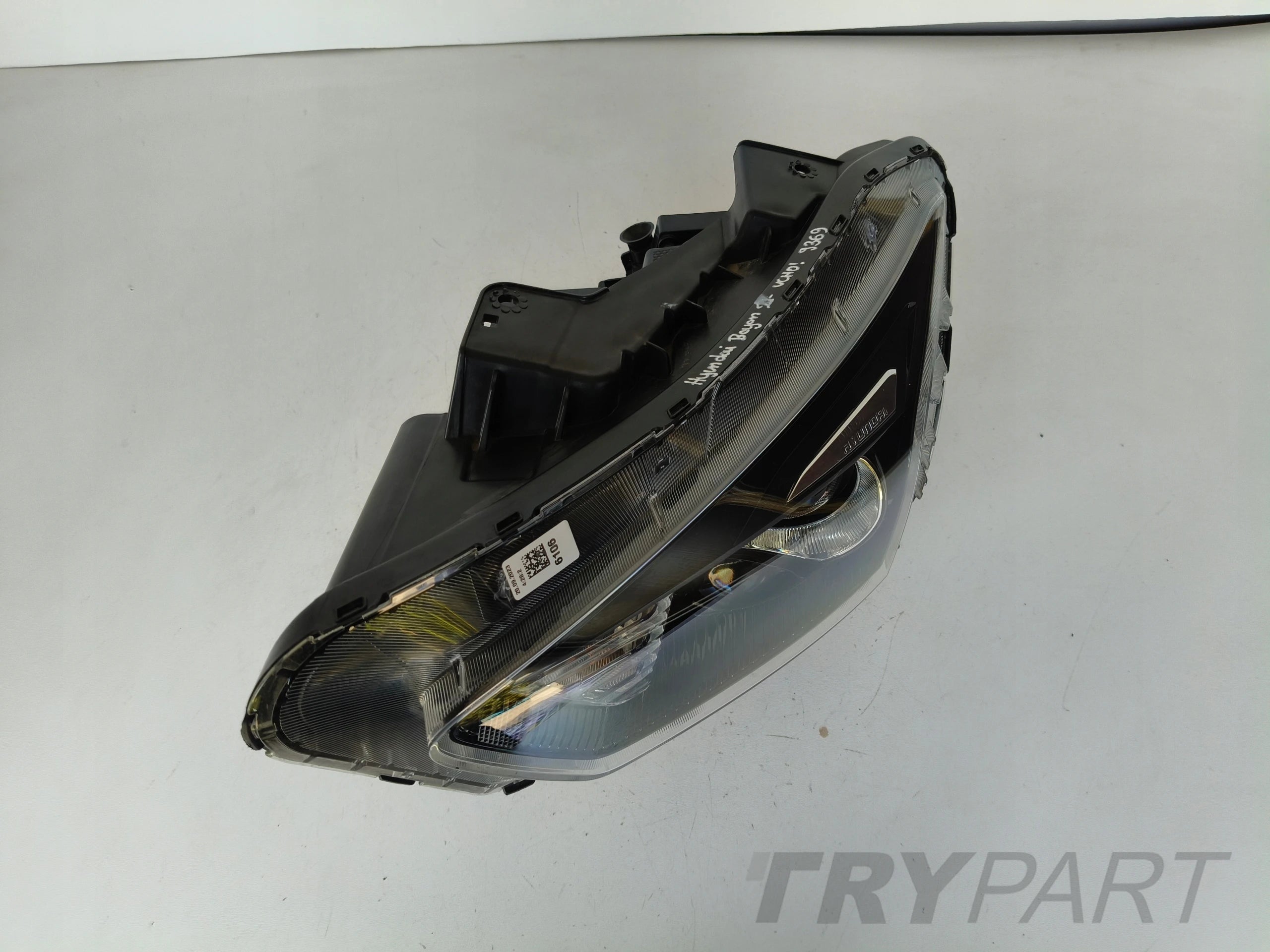 LEFT HEADLIGHT LAMP HYUNDAI BAYON 21-