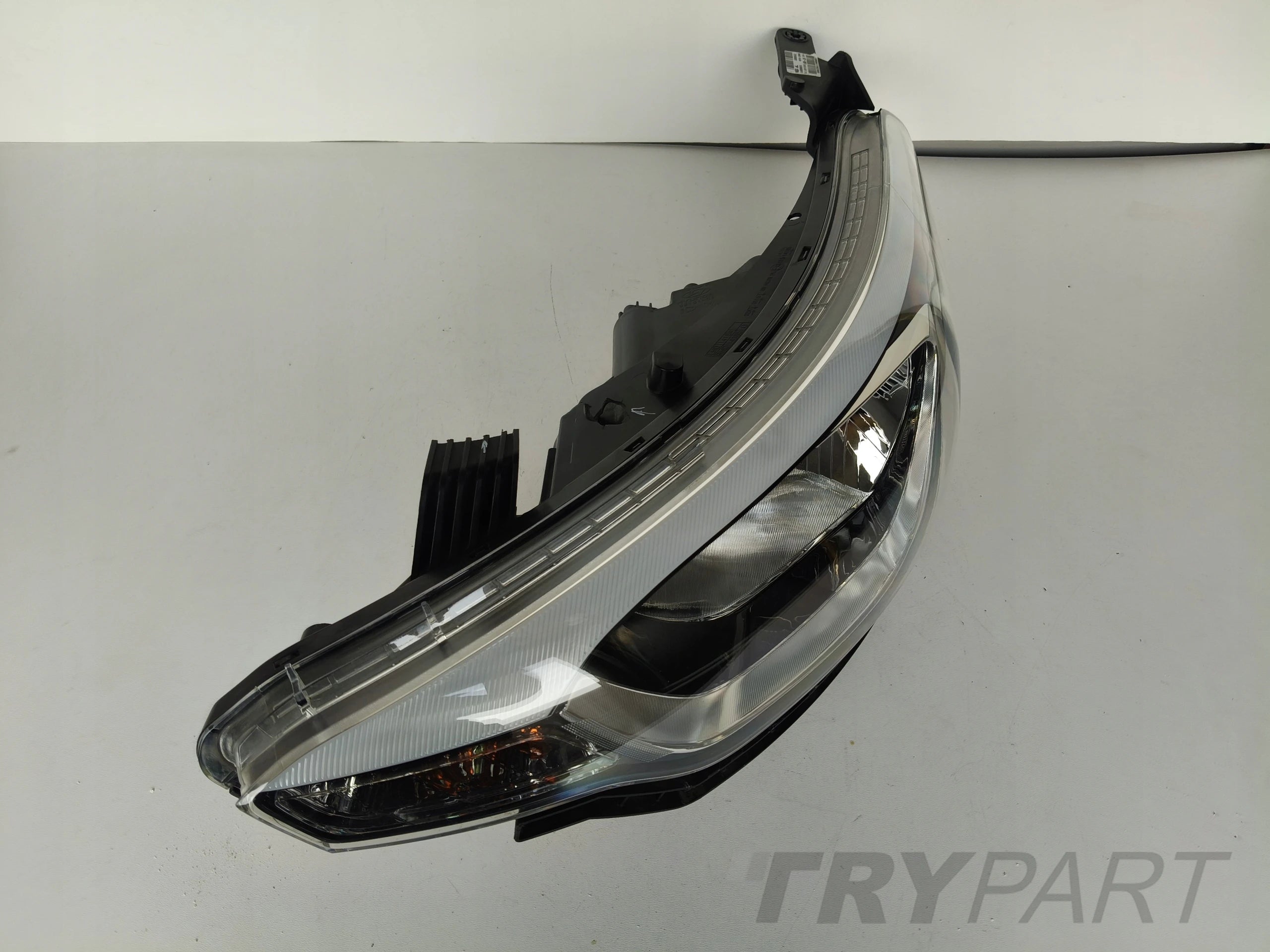 LEFT HEADLIGHT LAMP HYUNDAI i20 II 14-
