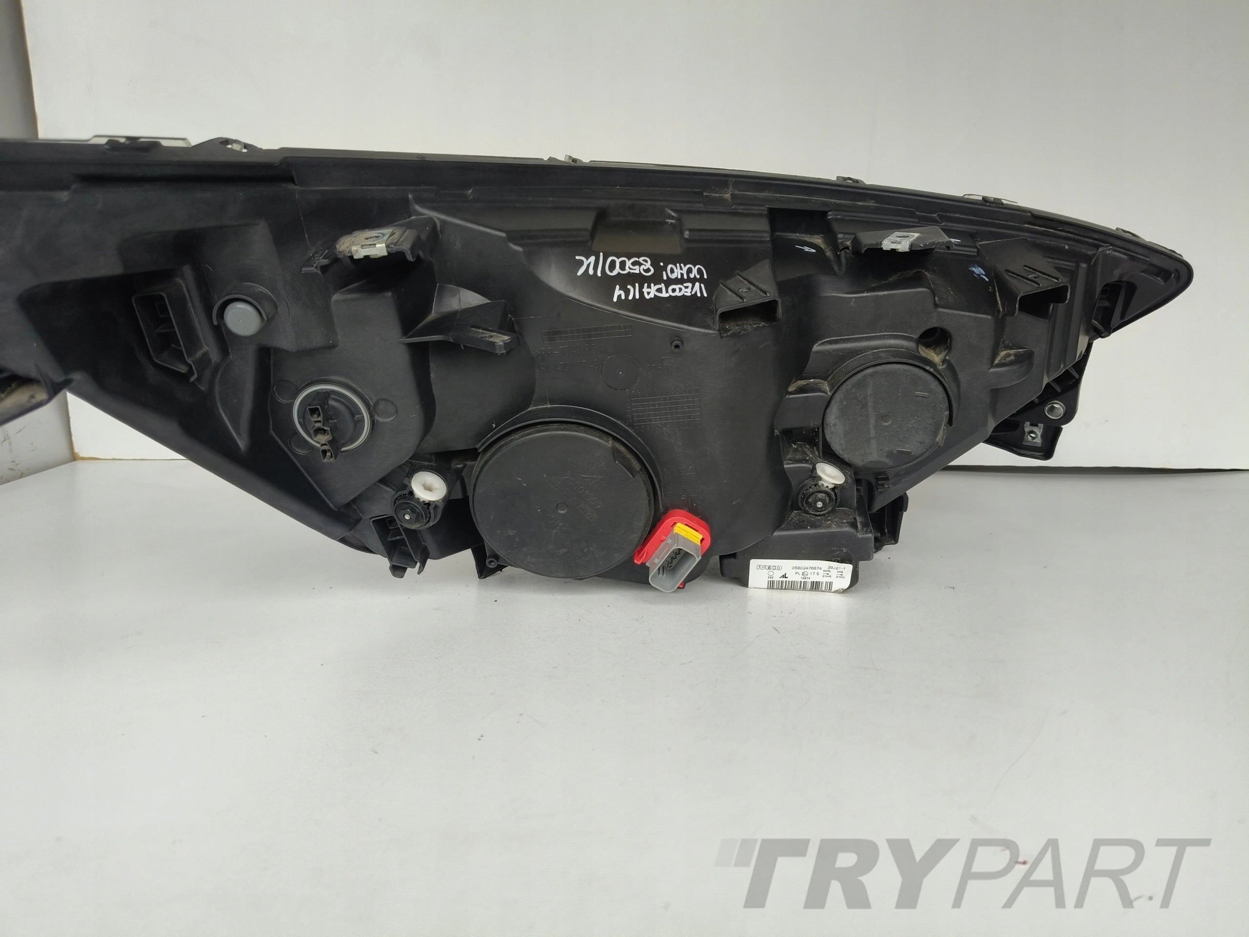 LEFT HEADLIGHT LAMP IVECO DAILY 19- LIFT