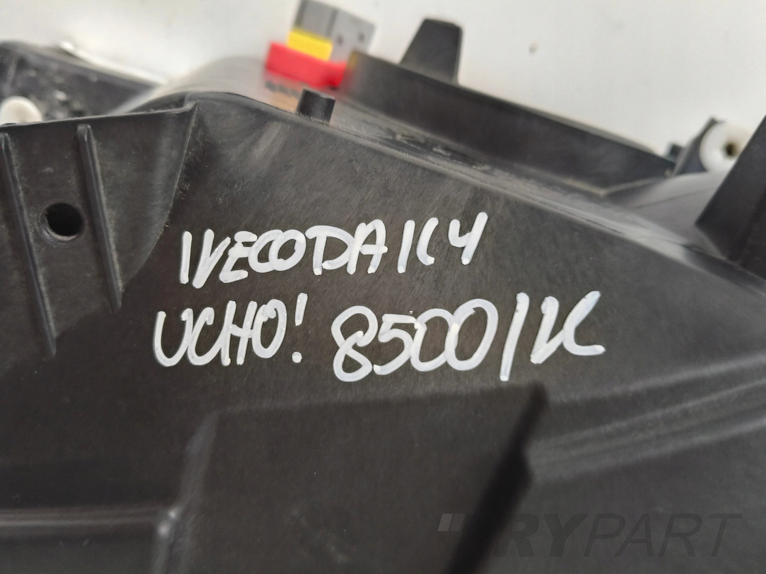 LEFT HEADLIGHT LAMP IVECO DAILY 19- LIFT