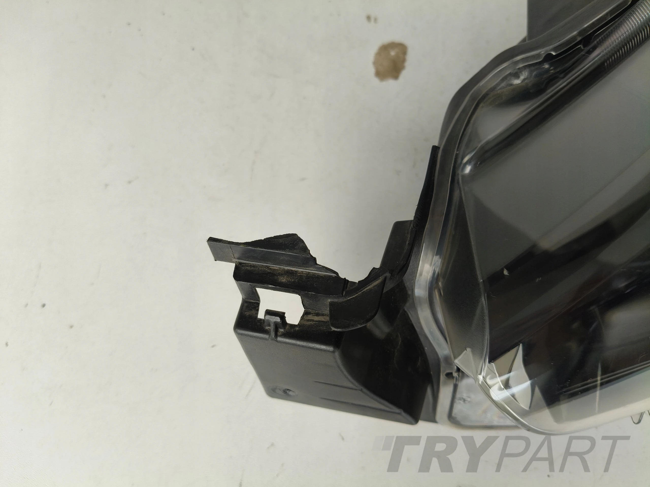 LEFT HEADLIGHT LAMP MAZDA 2 14-