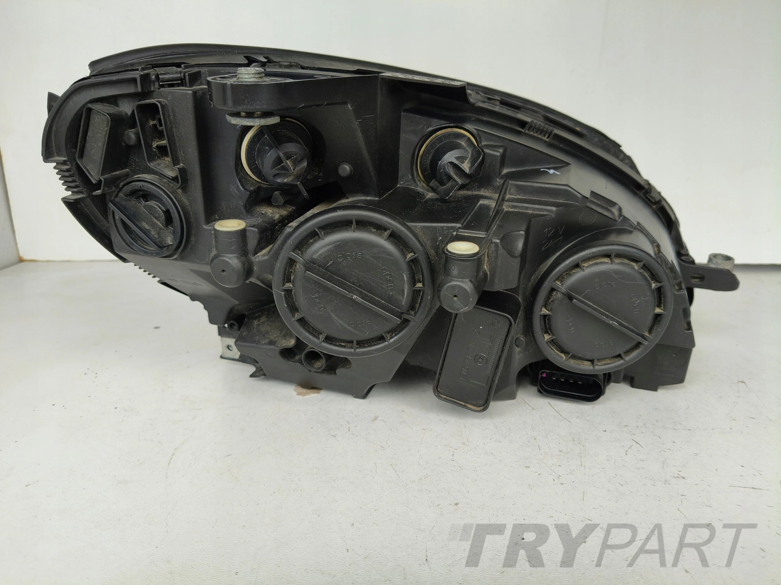 LEFT HEADLIGHT LAMP MERCEDES C-CLASS W204 07-10