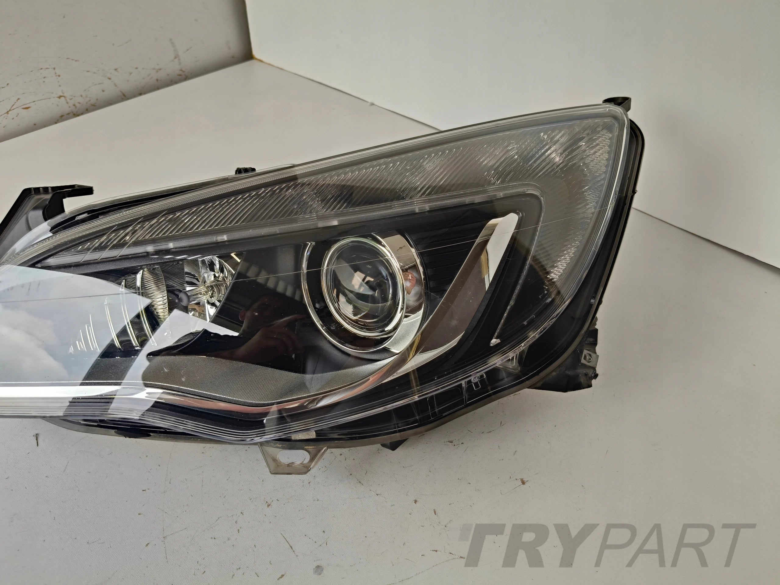 LEFT HEADLIGHT LAMP OPEL ASTRA IV 4 J 09- XENON LED CORNERING
