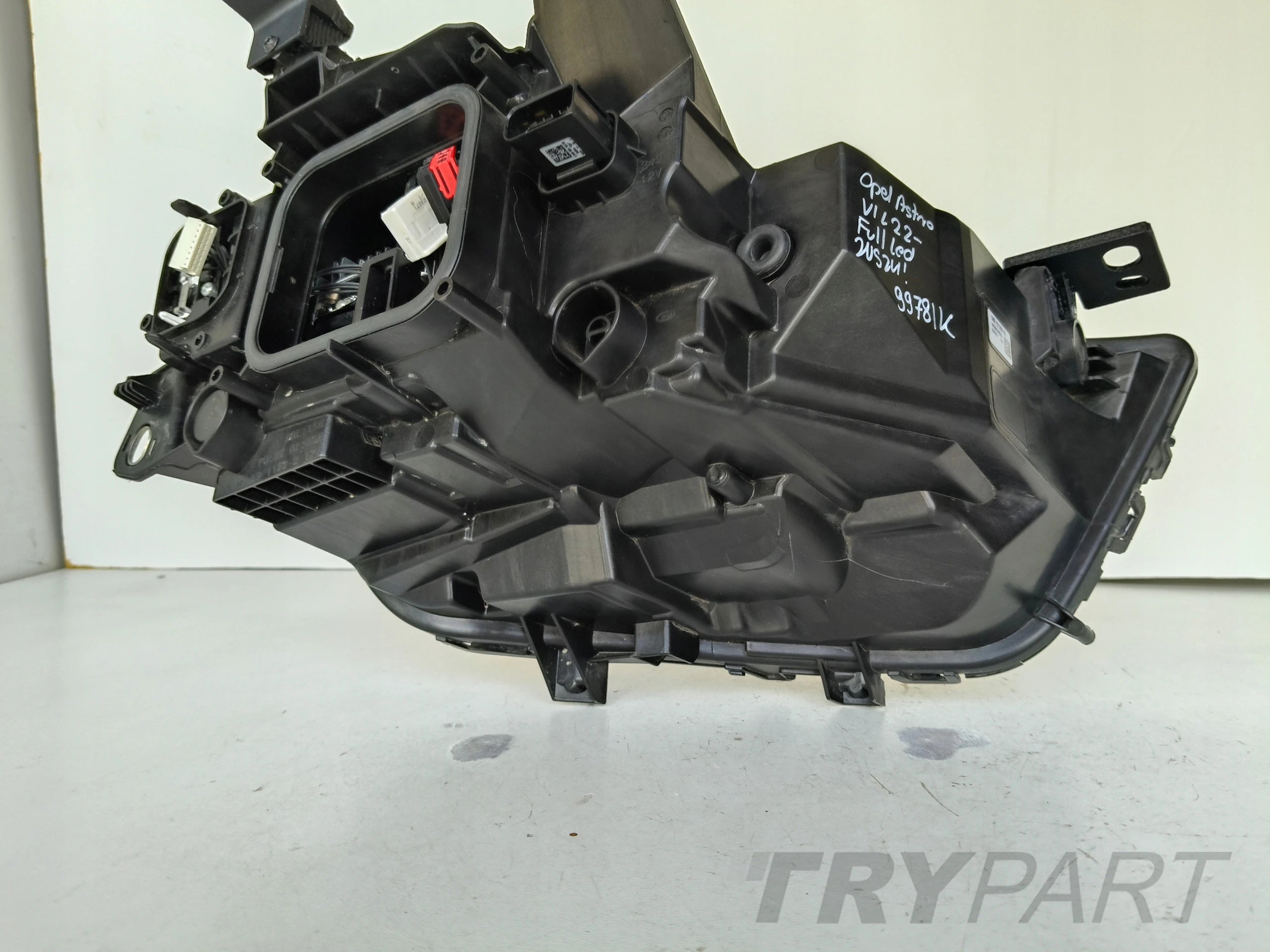 LEFT HEADLIGHT LAMP OPEL ASTRA VI L 22- FULL LED