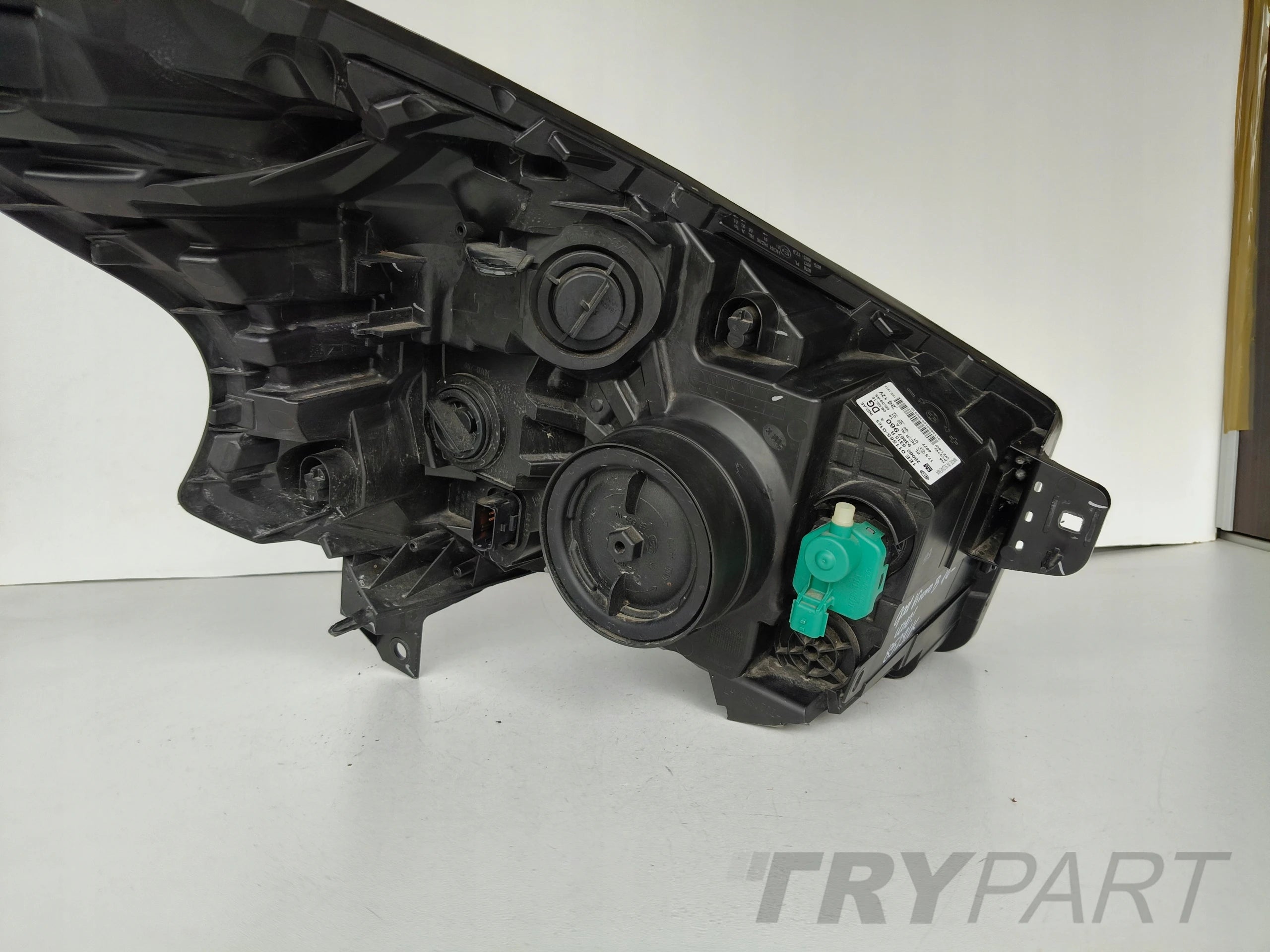 LEFT HEADLIGHT LAMP OPEL VIVARO B 14-