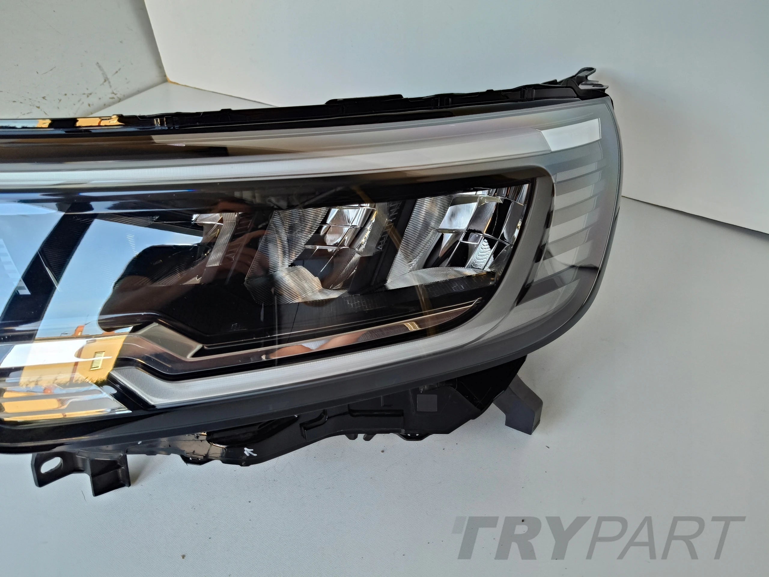 LEFT HEADLIGHT LAMP RENAULT KANGOO IV 21- FULL LED