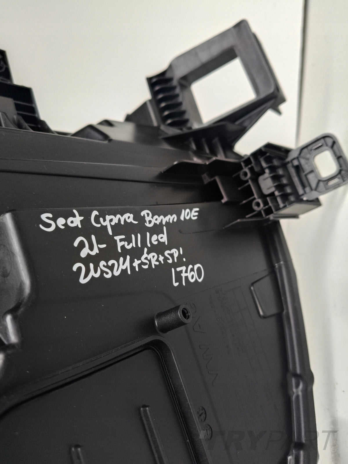 LEFT HEADLIGHT LAMP SEAT CUPRA BORN 10E 21- FULL LED