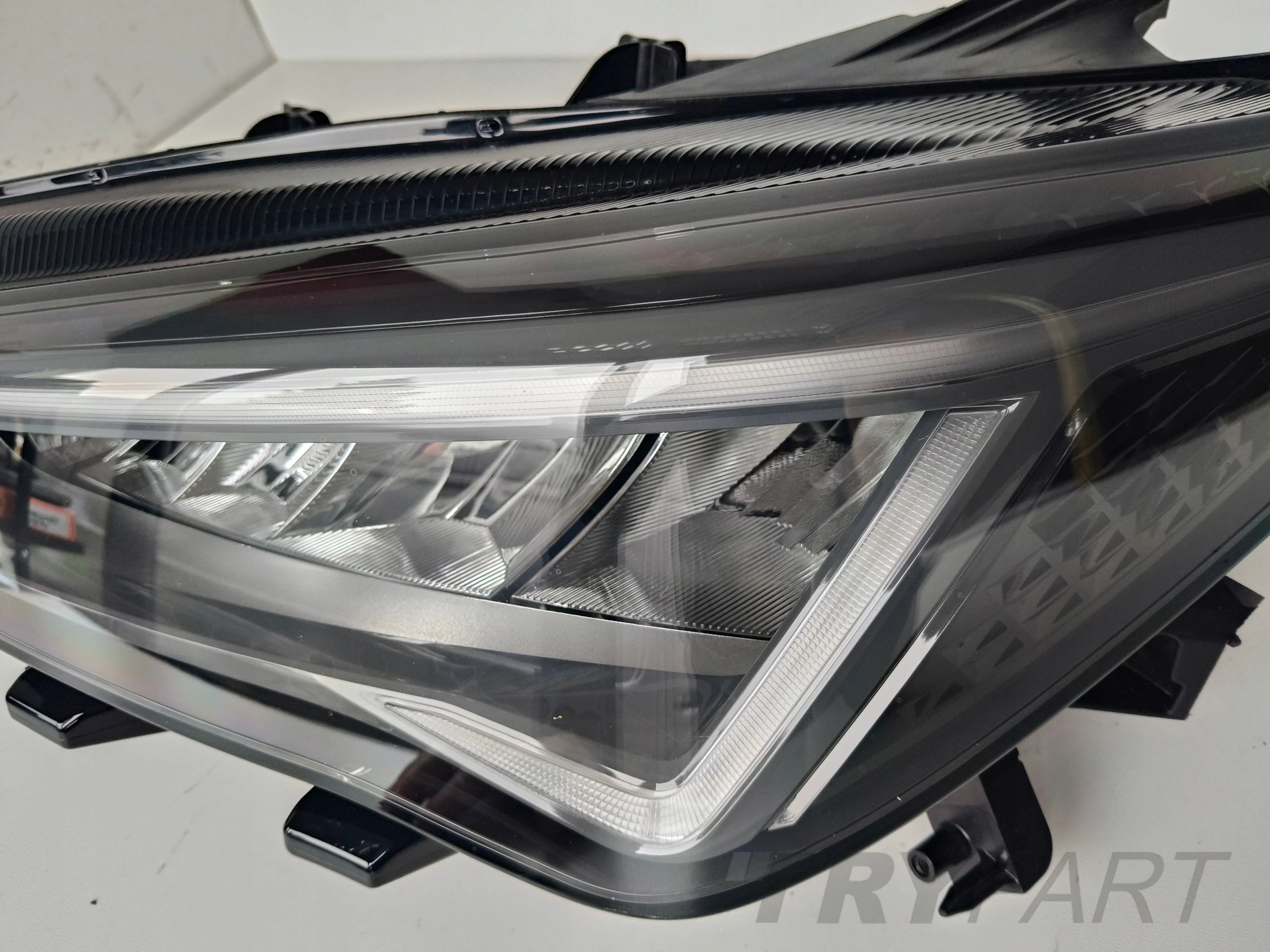 LEFT HEADLIGHT LAMP SEAT CUPRA BORN 10E 21- FULL LED