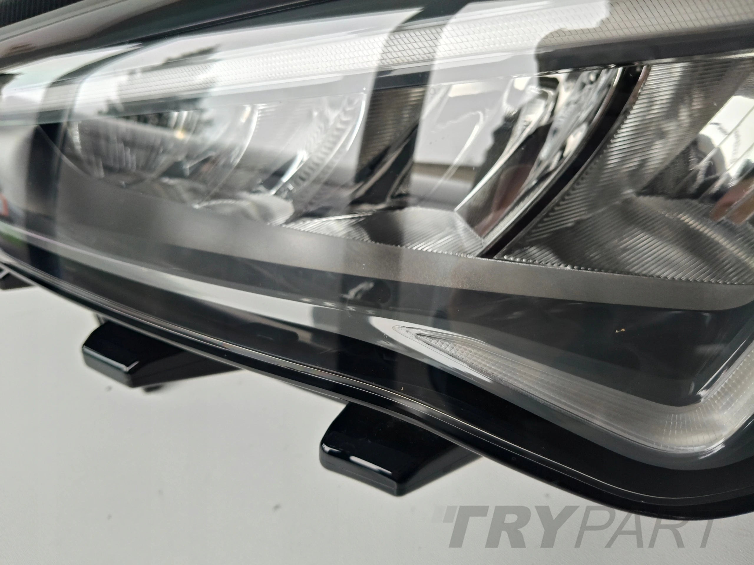 LEFT HEADLIGHT LAMP SEAT CUPRA BORN 10E 21- FULL LED