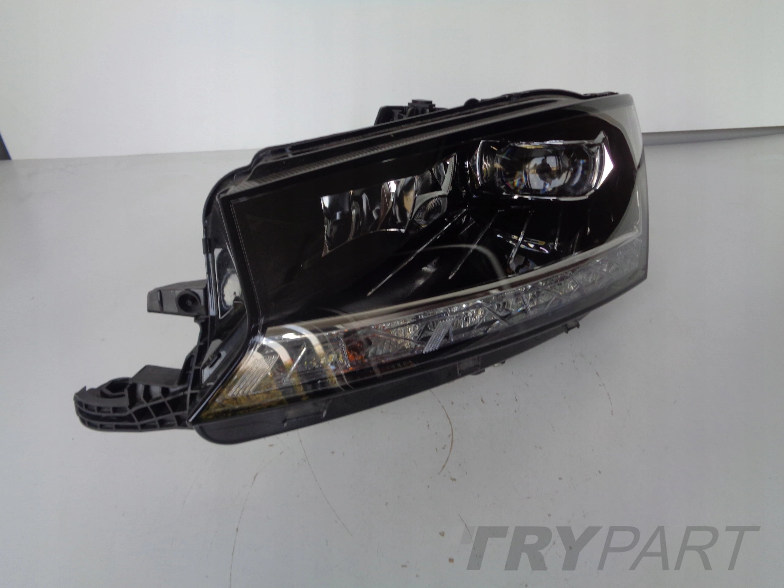 LEFT HEADLIGHT LAMP SKODA FABIA III 3 6V 6V0 18- LIFT FULL LED