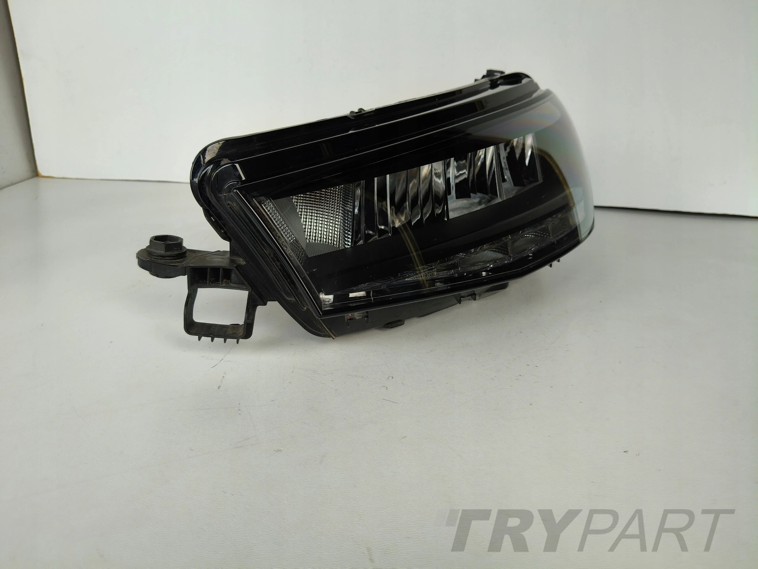 LEFT HEADLIGHT LAMP SKODA FABIA IV 4 6VA 20- FULL LED