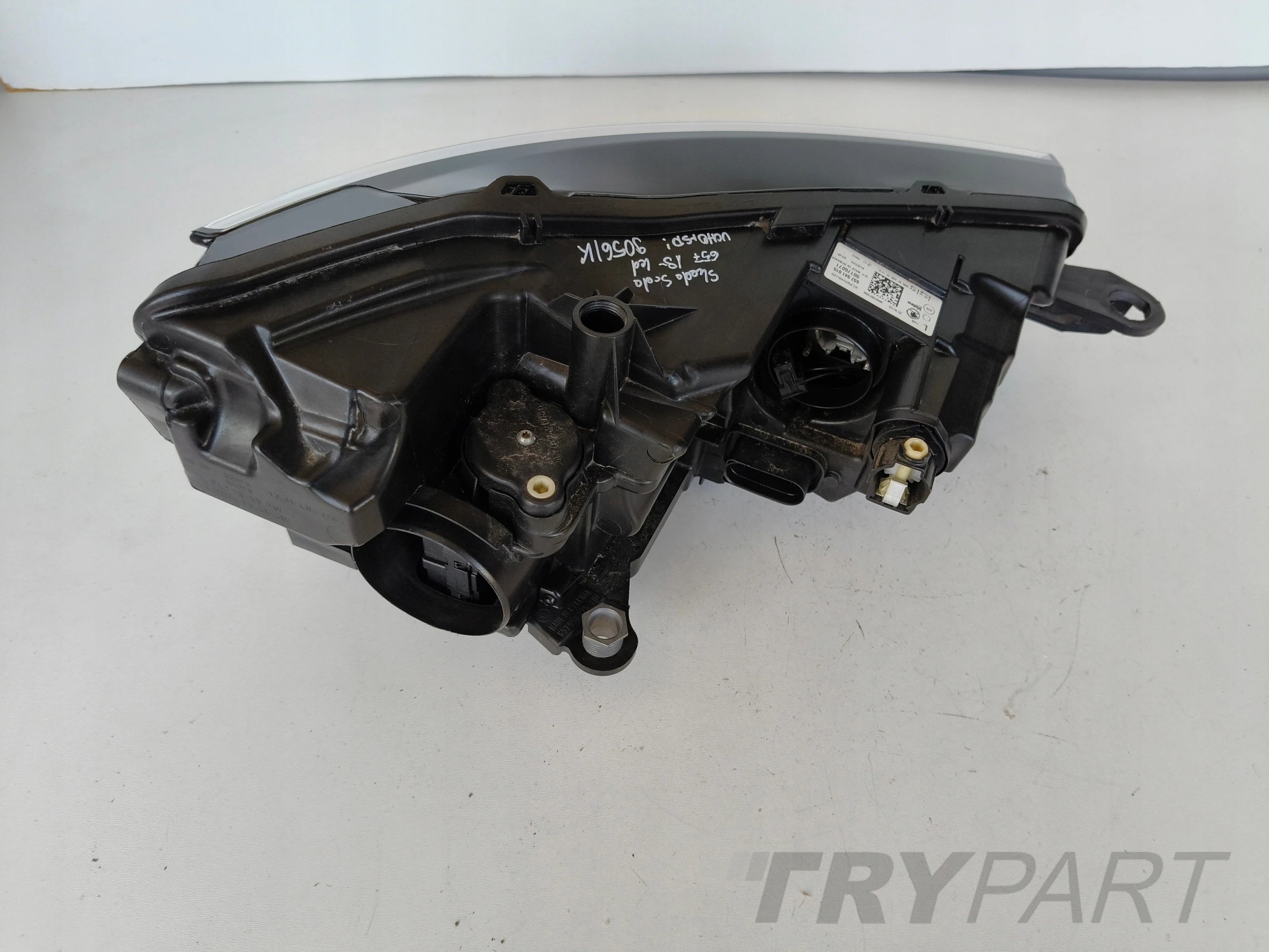 LEFT HEADLIGHT LAMP SKODA SCALA 657 18- LED
