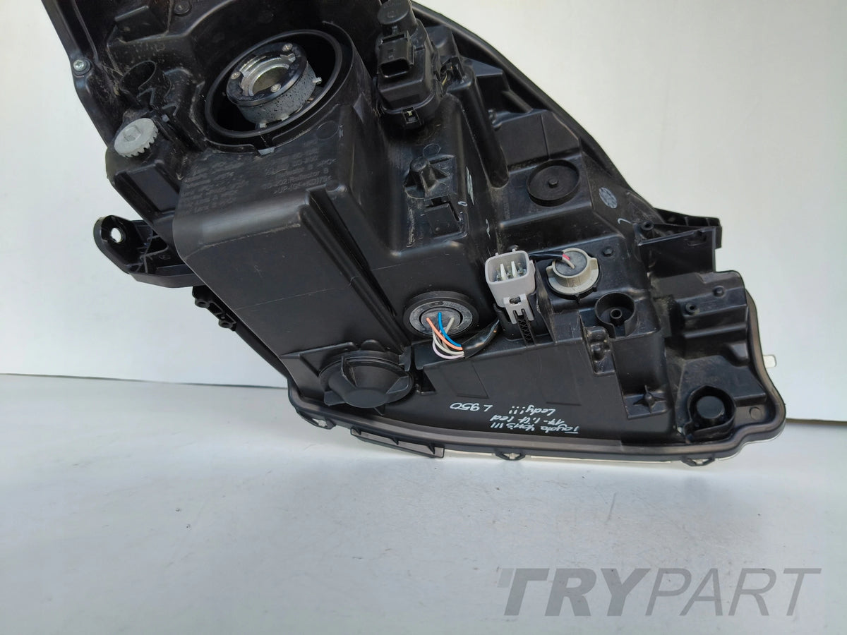 LEFT HEADLIGHT LAMP TOYOTA YARIS III 17- FACELIFT LED