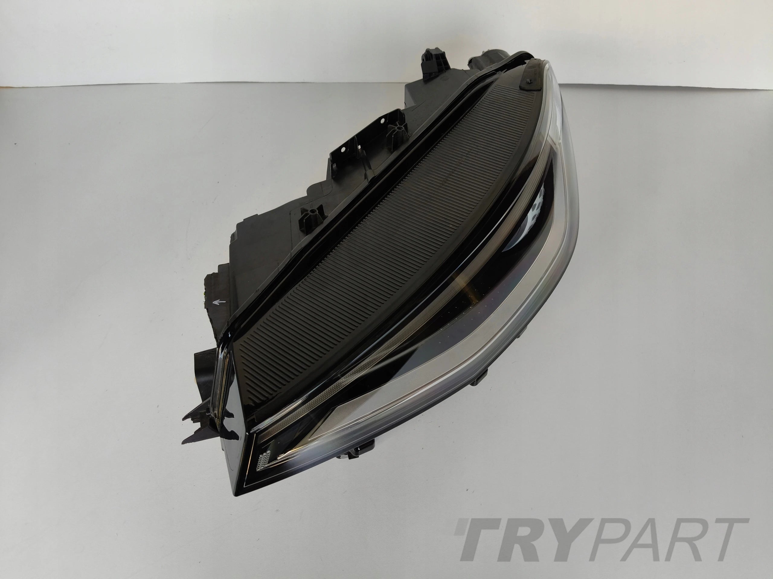 LEFT HEADLIGHT LAMP VW ID4 11A 21- FULL LED