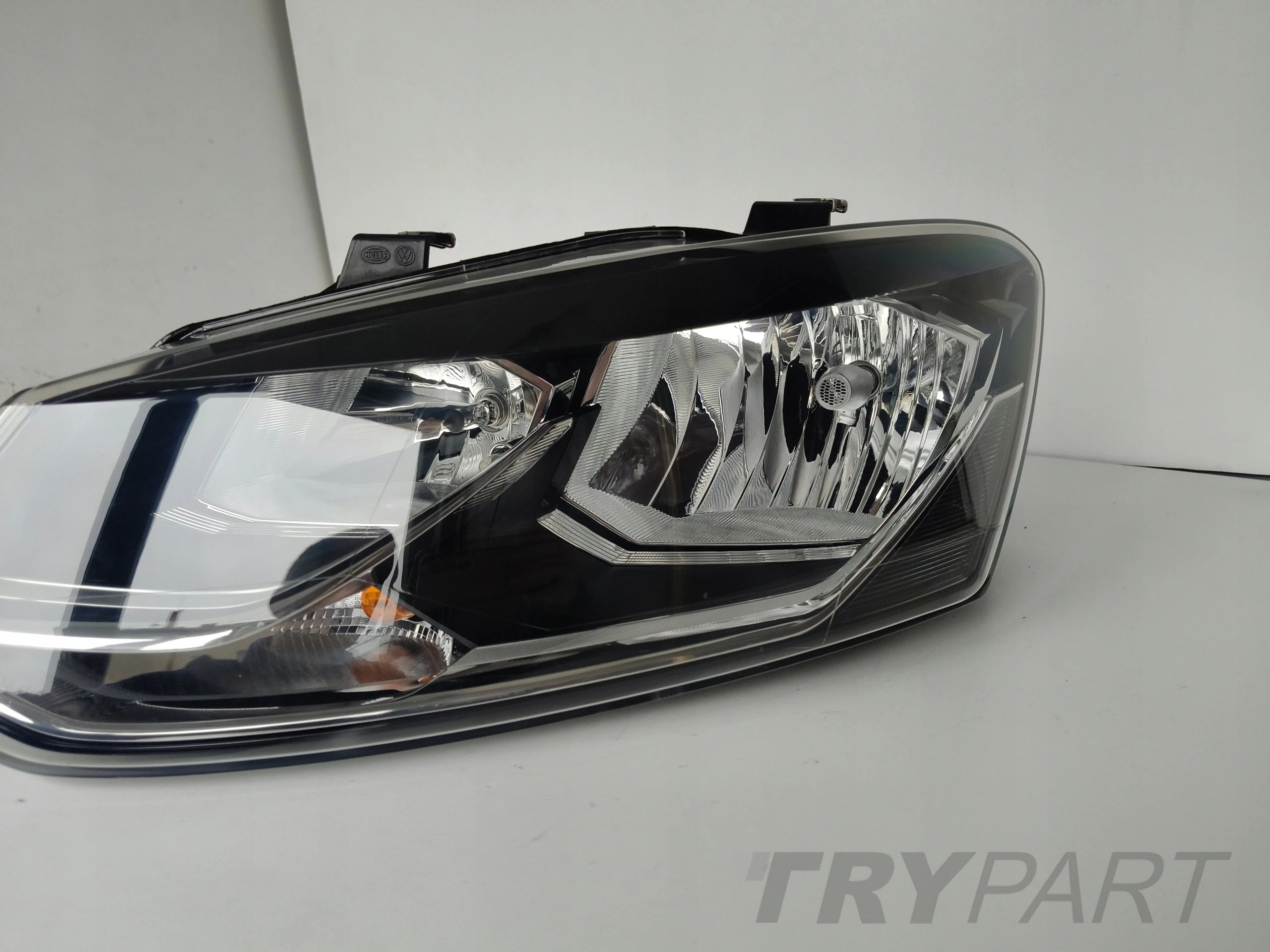 LEFT HEADLIGHT LAMP VW POLO 6C 6C0 14-17 LIFT