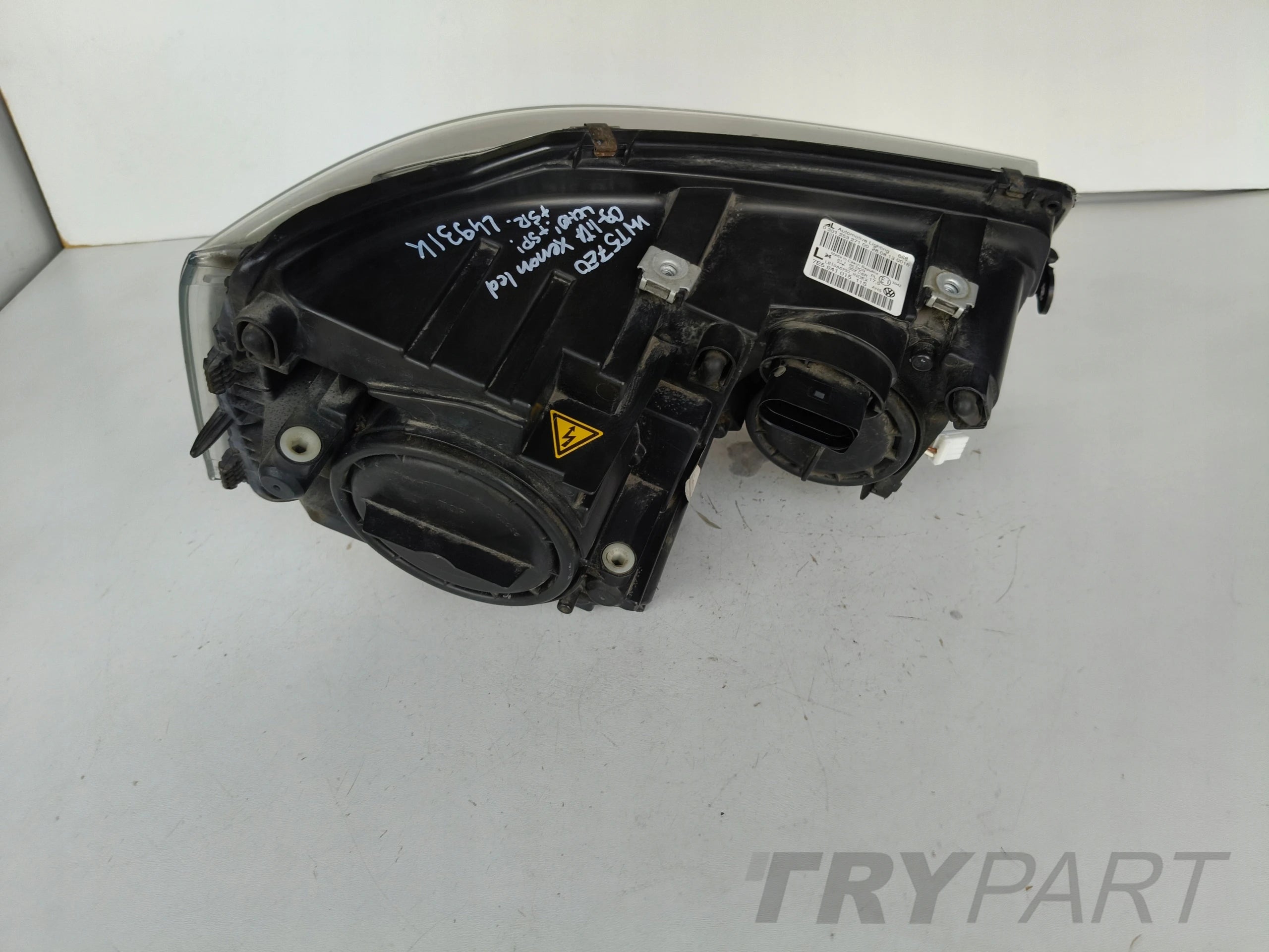 LEFT HEADLIGHT LAMP VW T5 7E 7E0 09-15 LIFT XENON LED