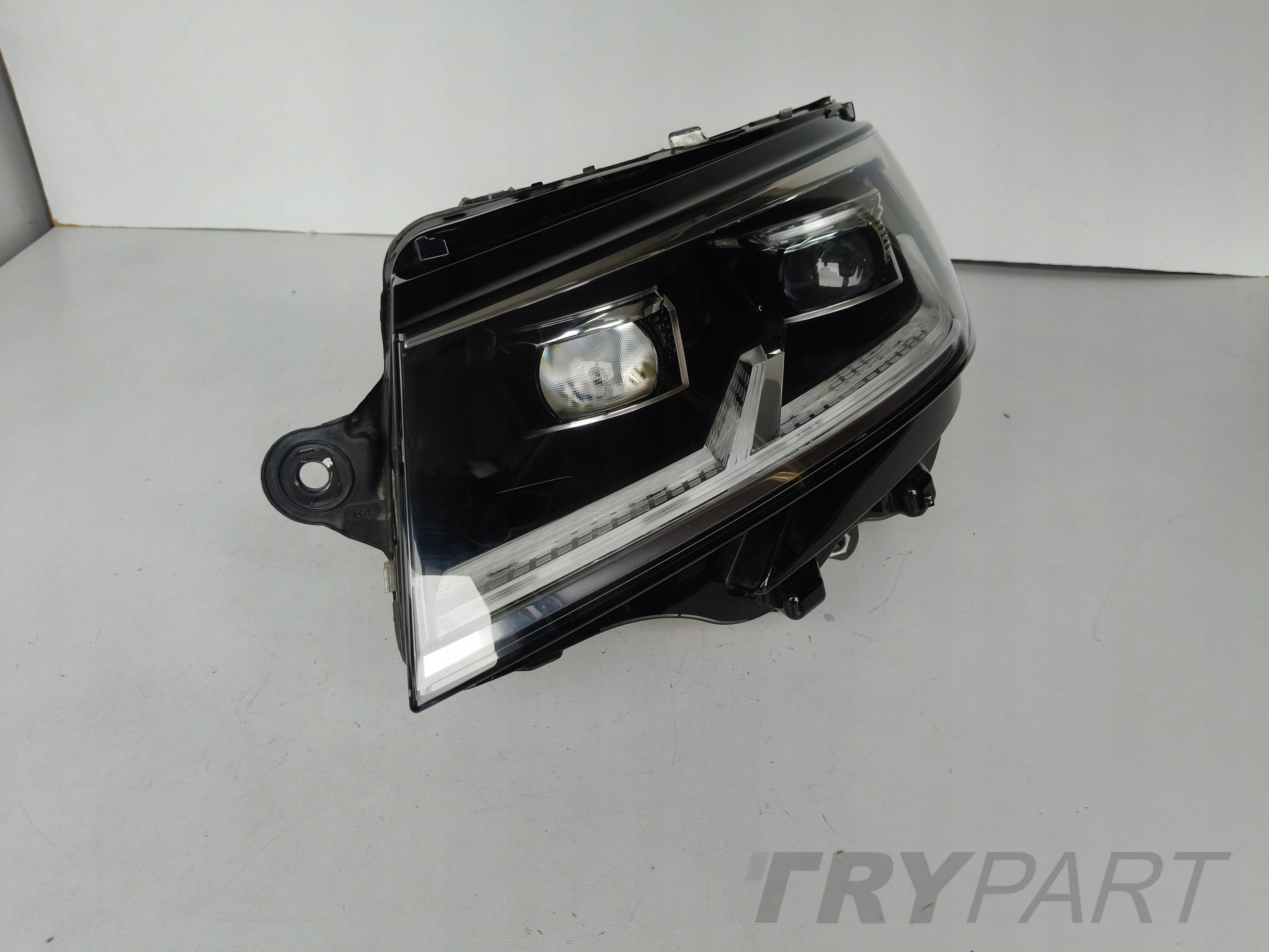LEFT HEADLIGHT LAMP VW T6 T6.1 7L 7LA 19- LIFT FULL LED