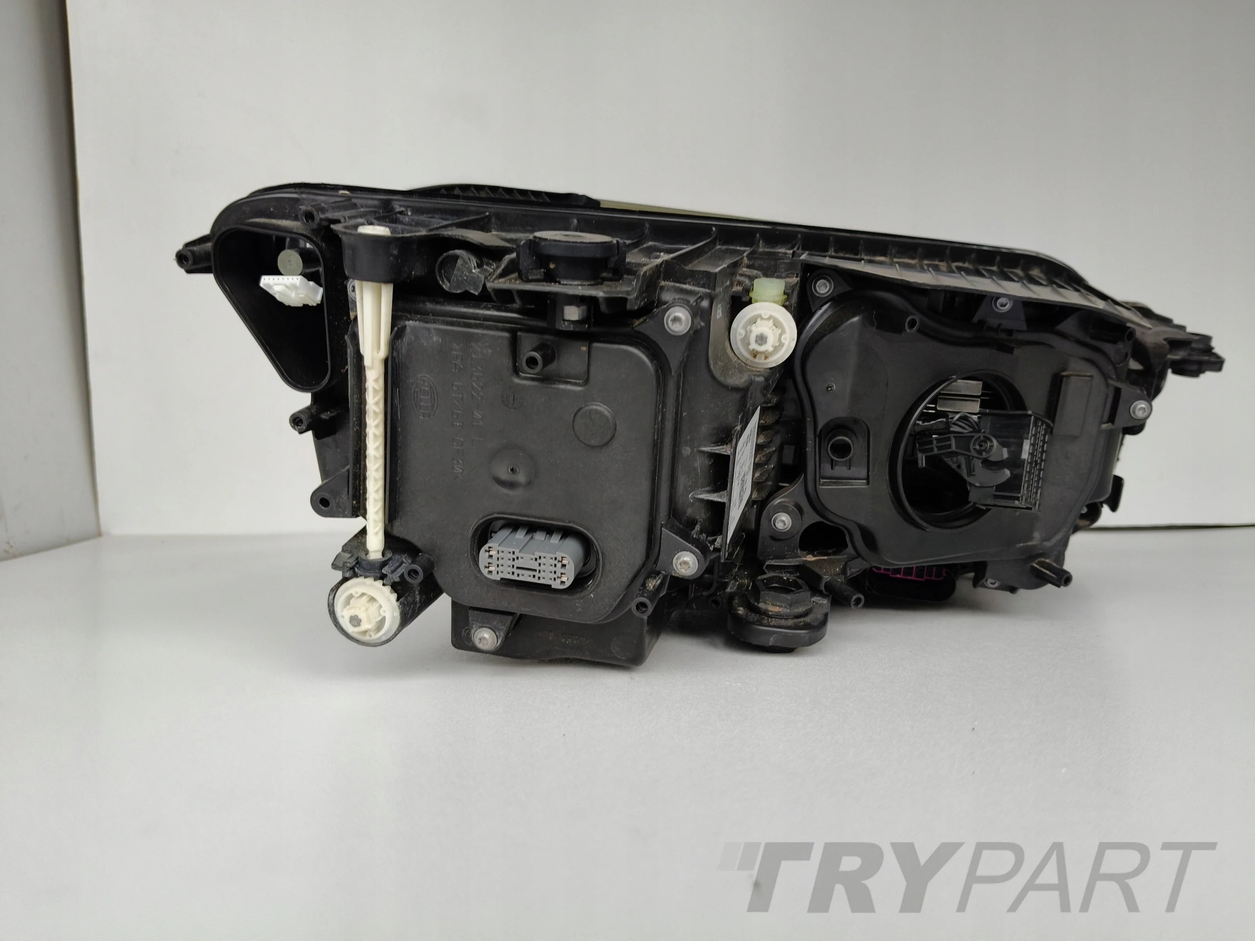 LEFT HEADLIGHT LAMP VW TOUAREG III 760 18- R-LINE FULL LED