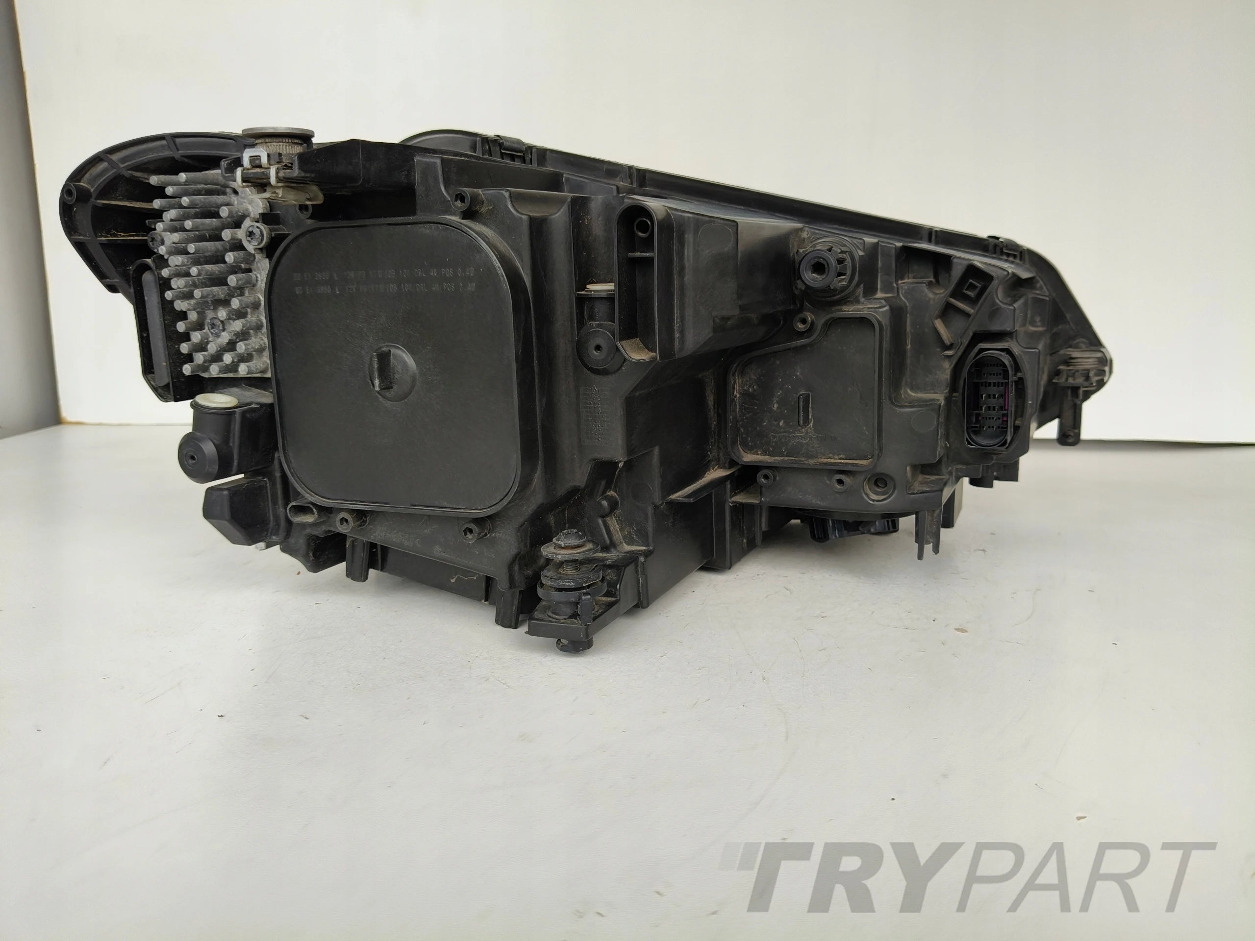 LEFT HEADLIGHT LAMP VW TOURAN 5TA 16- FULL LED