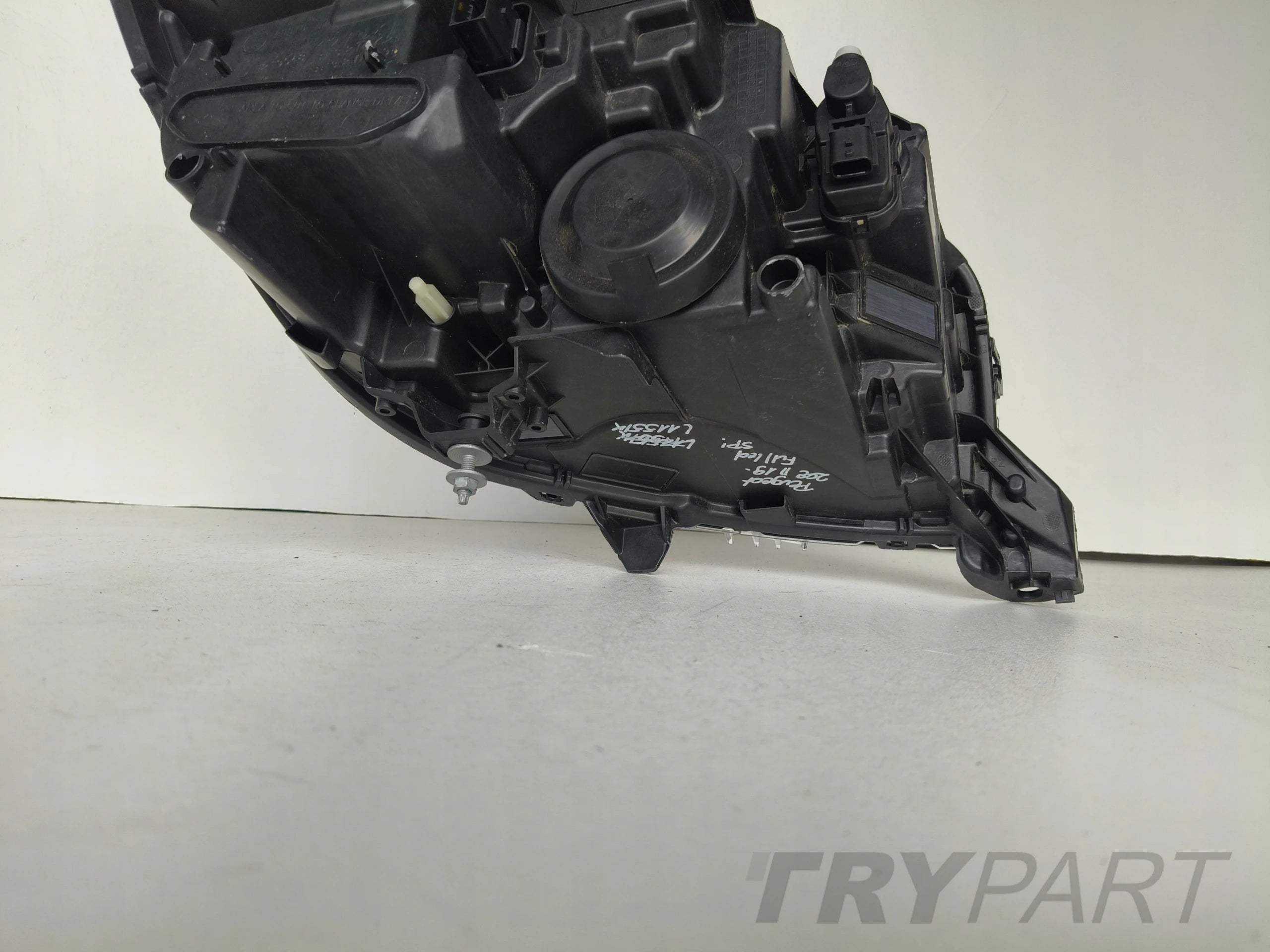 LEFT HEADLIGHT LAMPS PEUGEOT 208 II 19- FULL LED