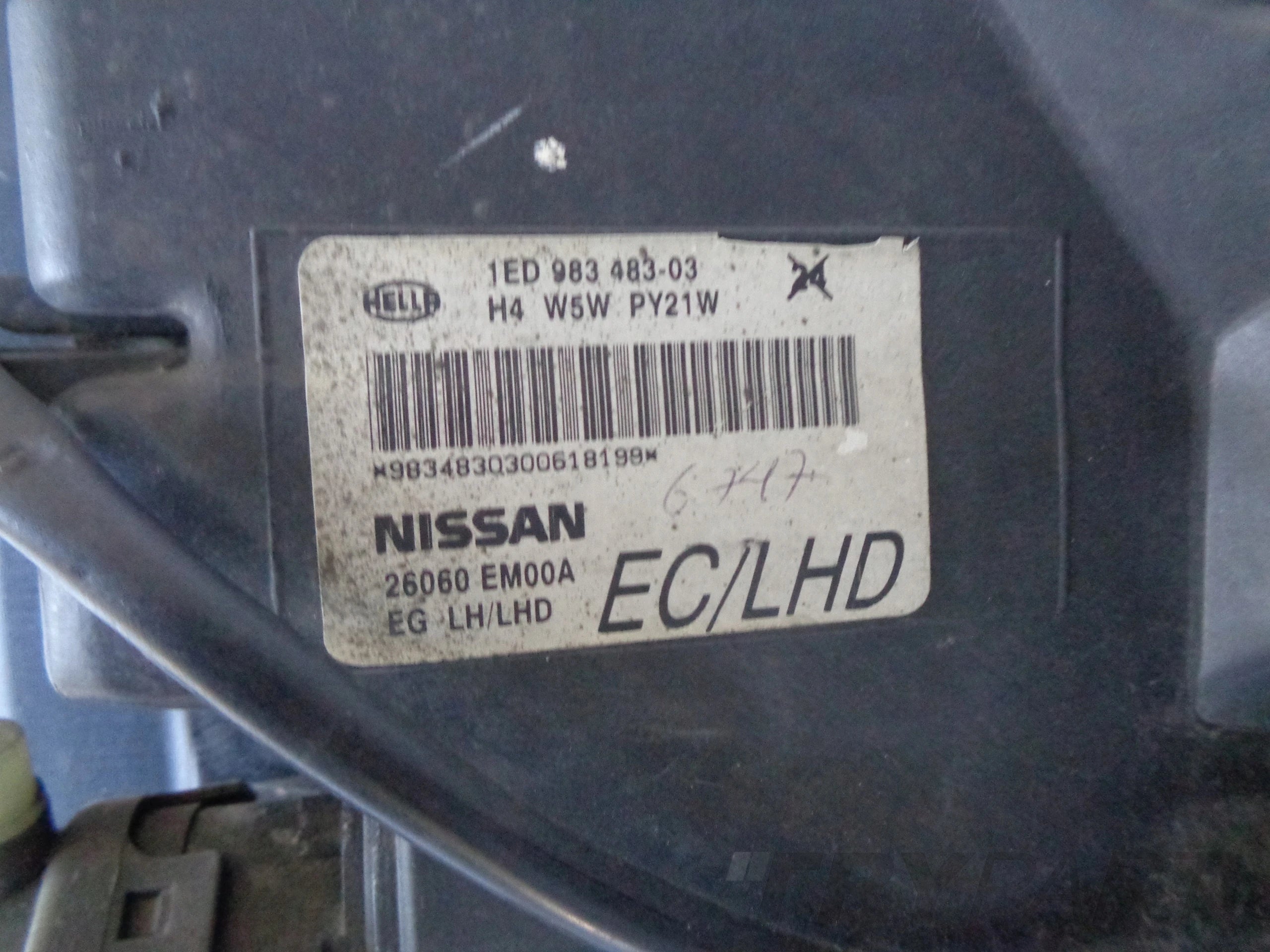 LEFT HEADLIGHT NISSAN TIIDA 07-