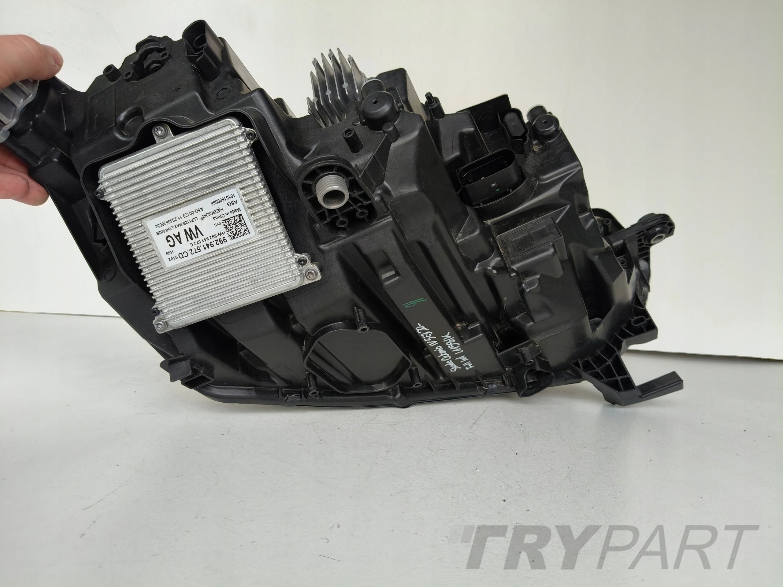 LEFT HEADLIGHT SKODA OCTAVIA 4 IV 5E3 20- FULL LED