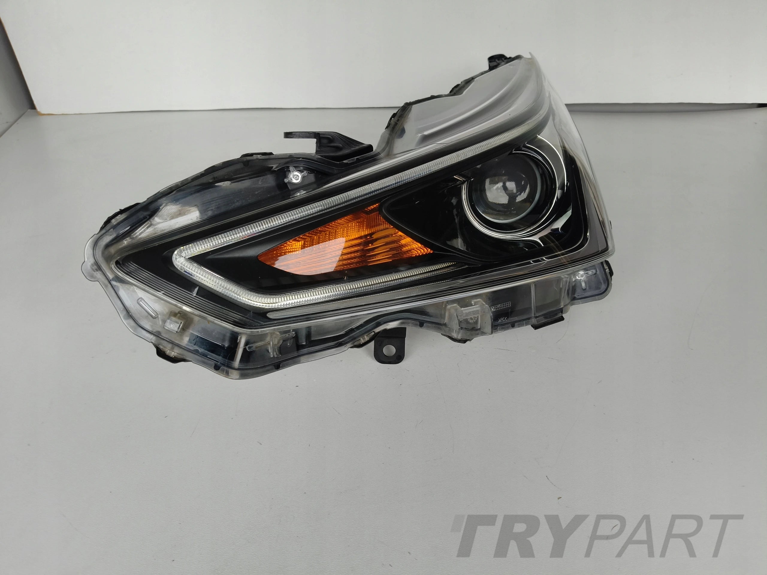 LEFT HEADLIGHT TOYOTA AYGO 18- FACELIFT LED