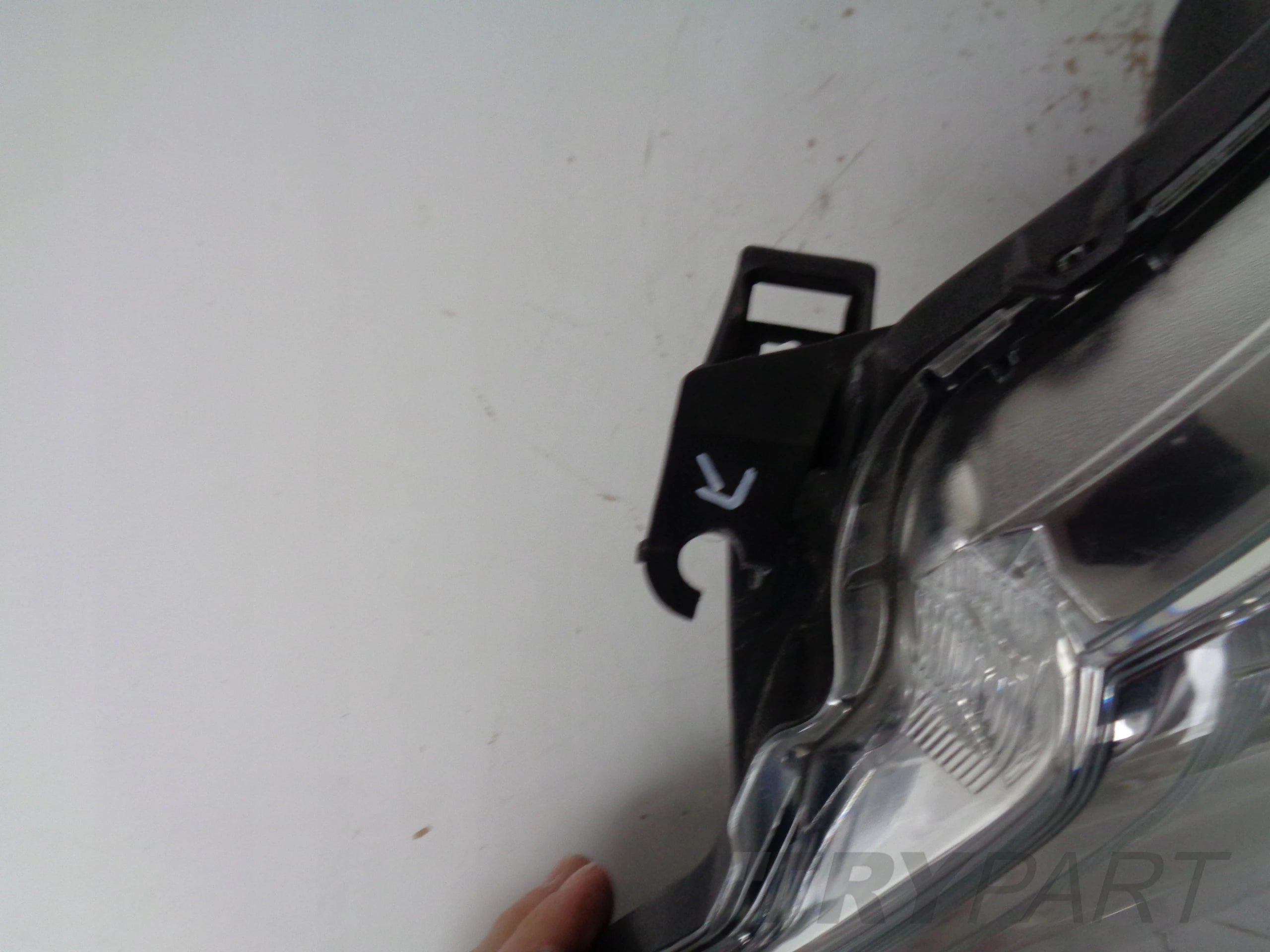 LEFT HEADLIGHT TOYOTA YARIS III 11-14