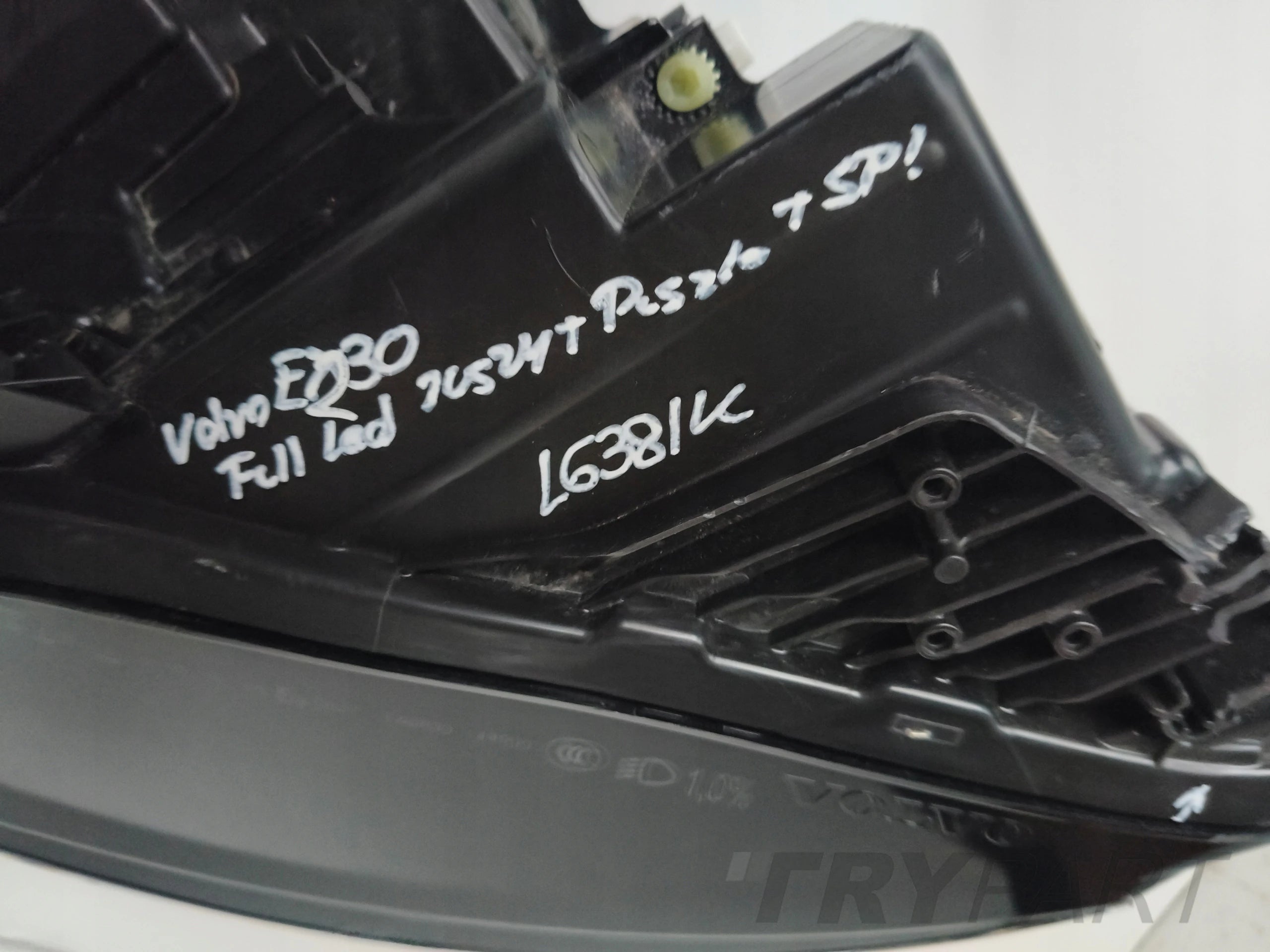 LEFT HEADLIGHT VOLVO EX30 23- FULL LED