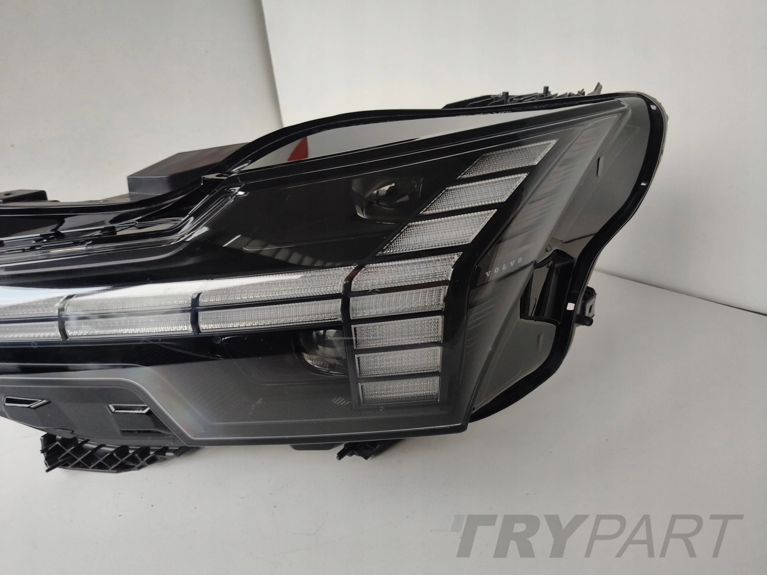 LEFT HEADLIGHT VOLVO EX30 23- FULL LED
