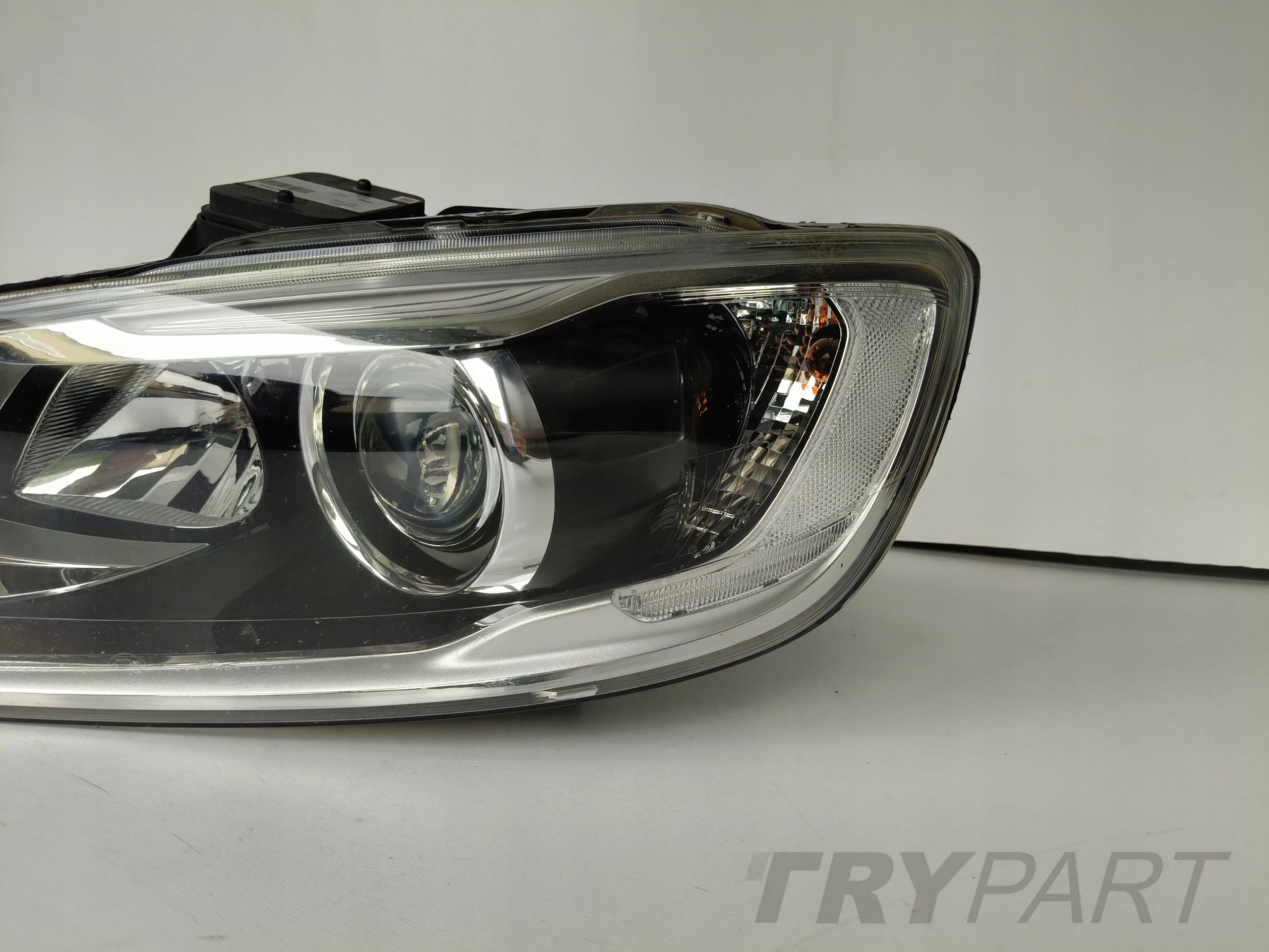LEFT HEADLIGHT VOLVO V60 S60 13- FACELIFT XENON CORNERING