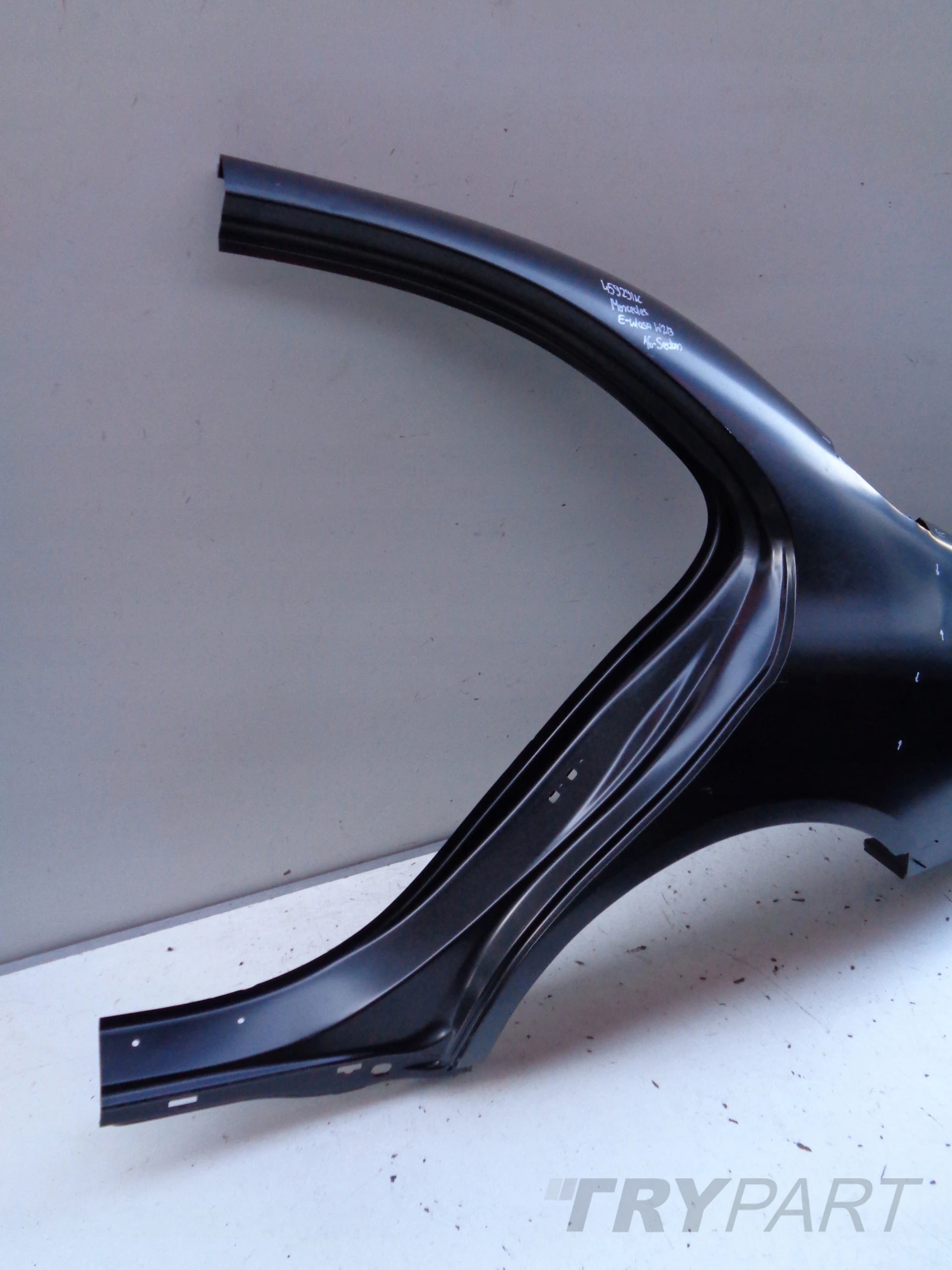 LEFT REAR FENDER FOR MERCEDES E-CLASS W213 16- SEDAN NO. 45929