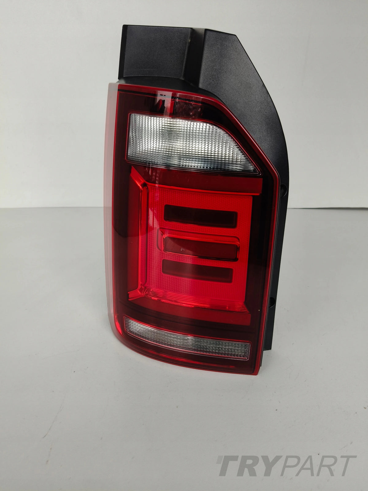 LEFT REAR LIGHT VW T6 7E 7E0 2015- LED