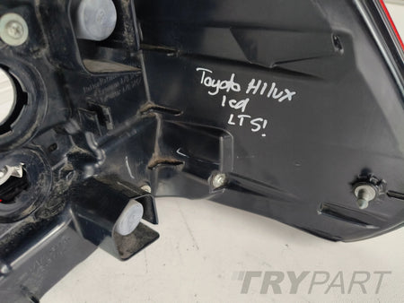 LEFT REAR TAIL LIGHT TOYOTA HILUX VIII 20- LED
