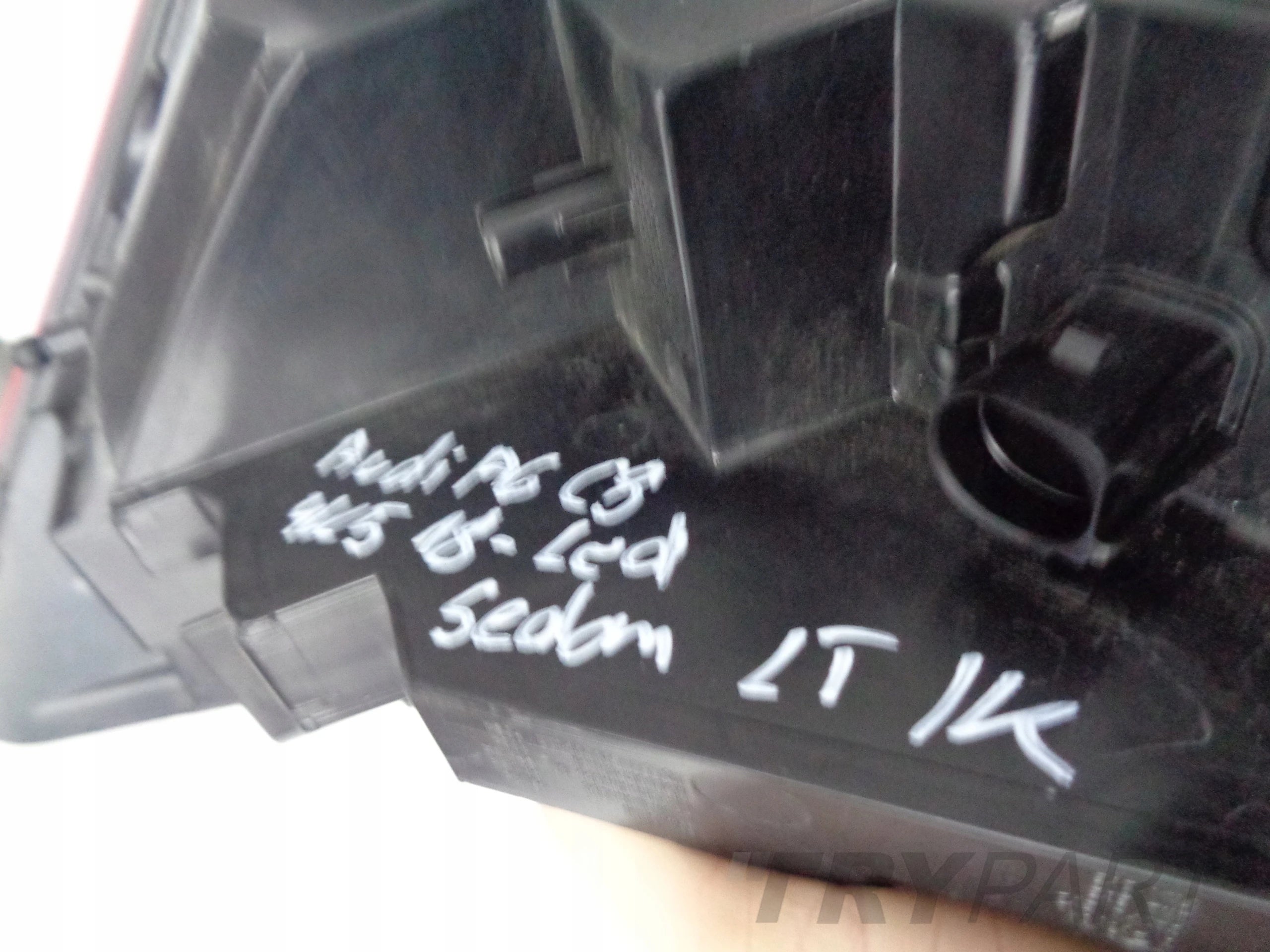LEFT TAILLIGHT AUDI A6 C8 4K 4K5 18- SEDAN LED