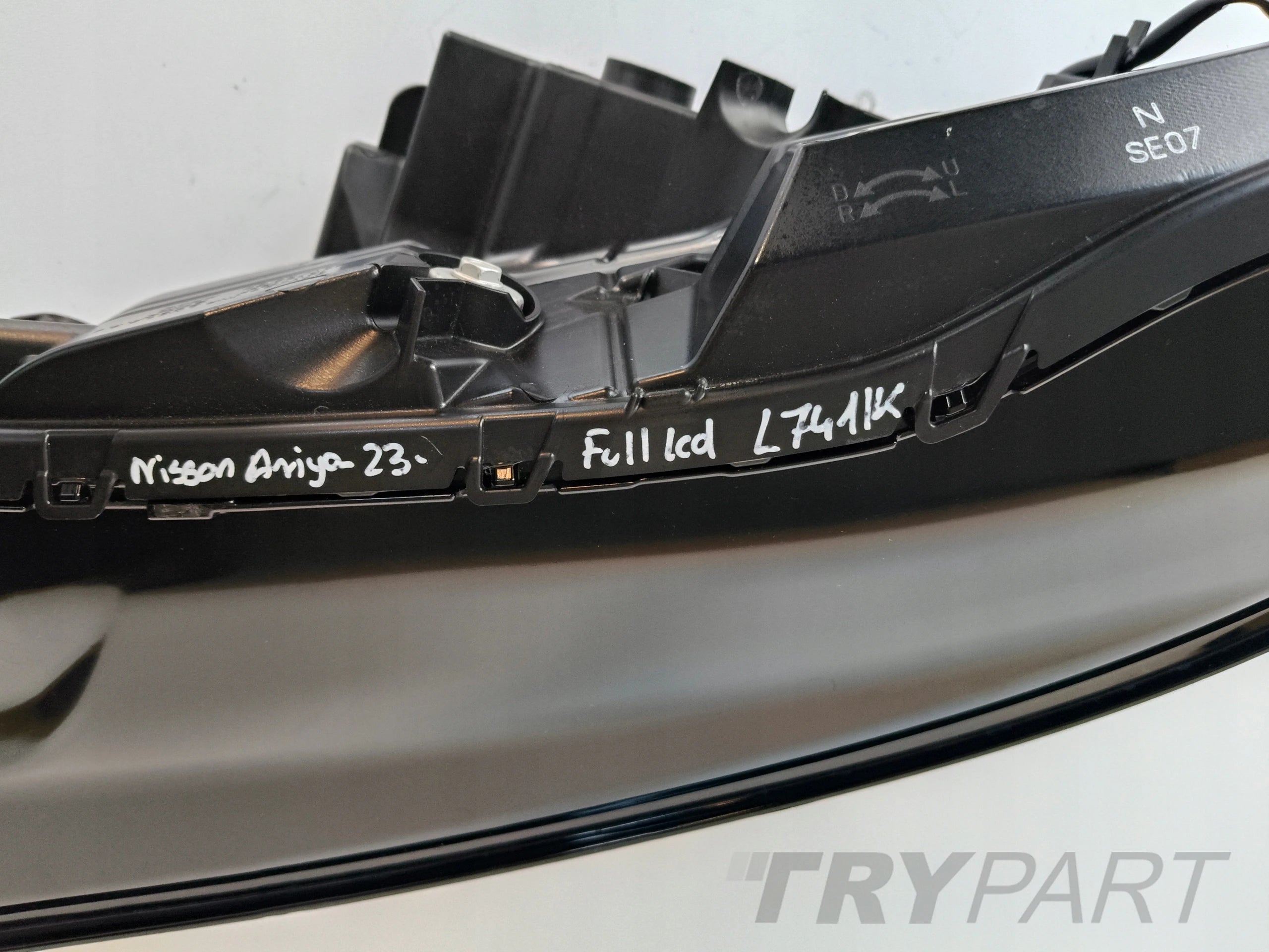 LEFT UPPER HEADLIGHT NISSAN ARIYA 23- FULL LED