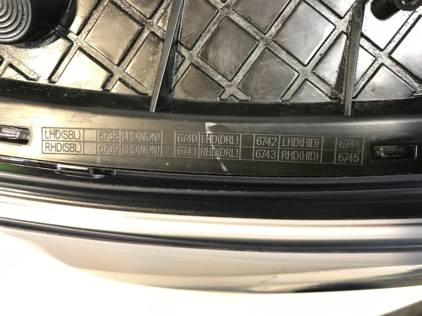 Kia Ceed 2012-2018 Front Headlight Right side 92102A2220, R009B221HL7