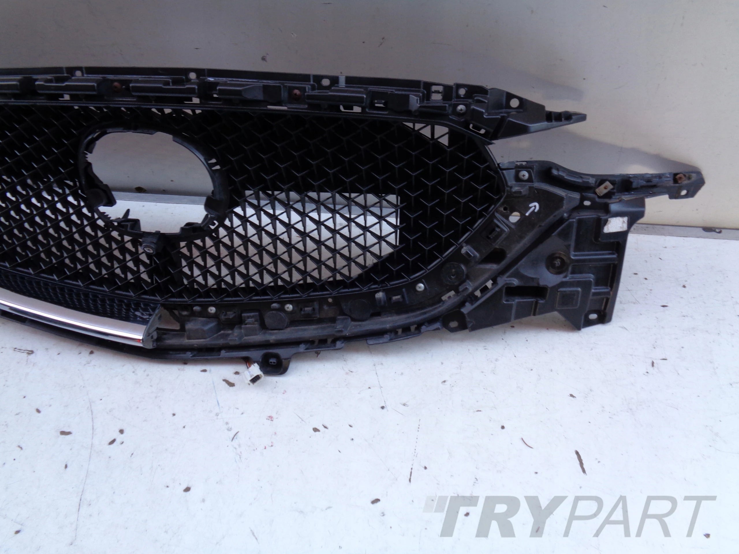 MAZDA CX5 II 17- Radiator Grille Cover with Camera Hole