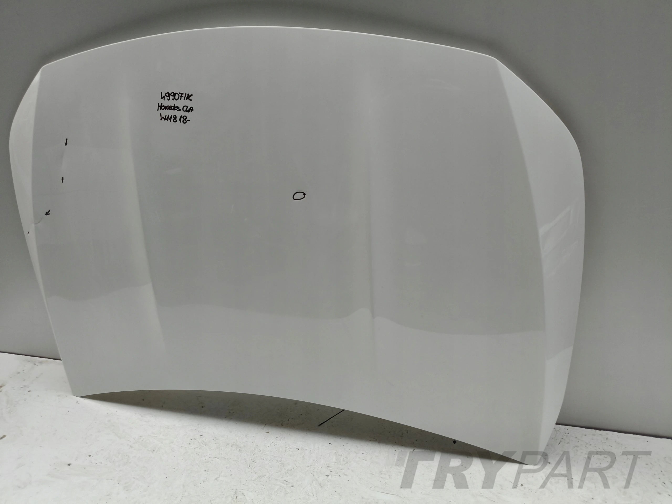 MERCEDES CLA W118 18- ENGINE HOOD COVER NO. 49907