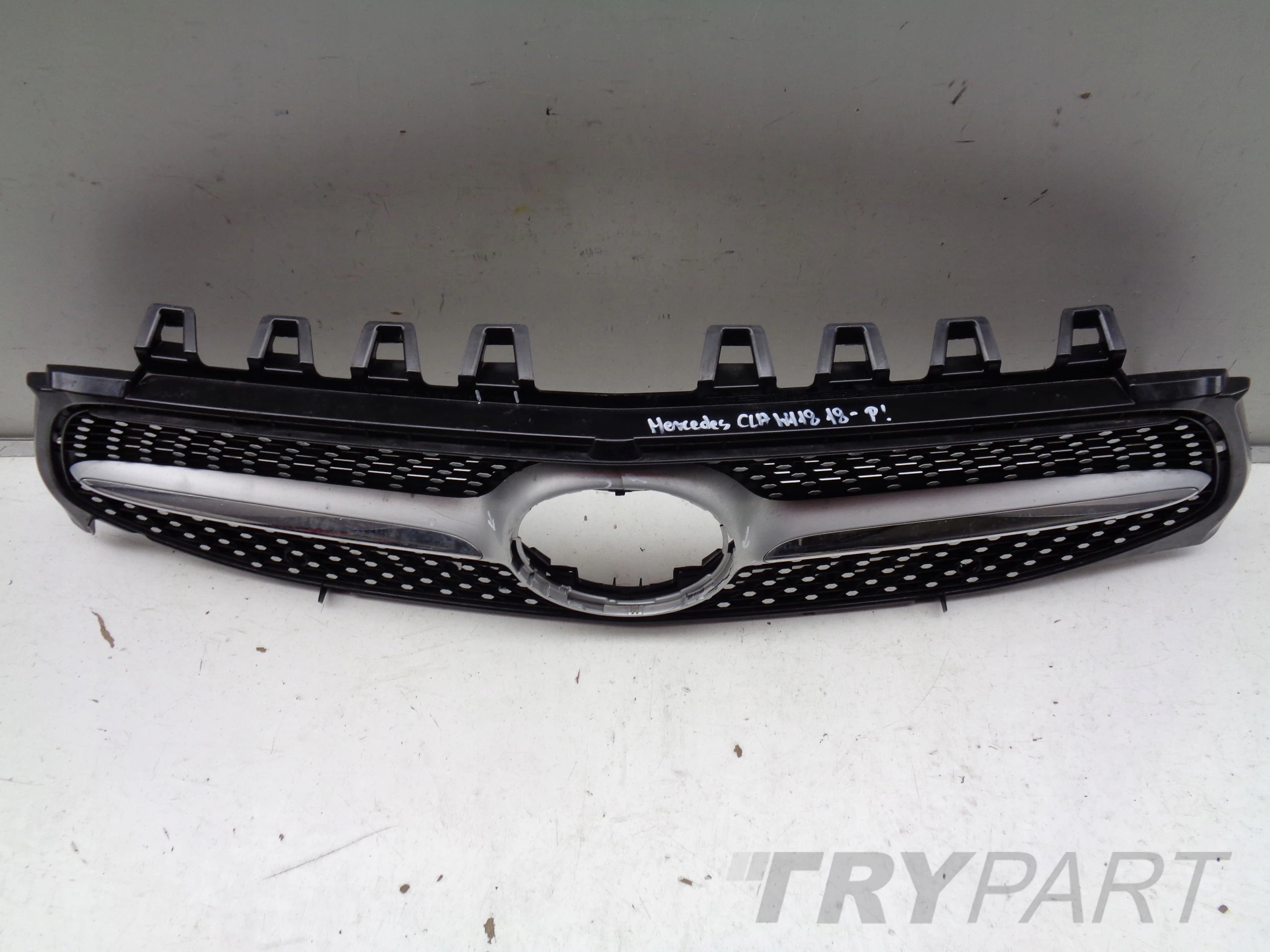 MERCEDES CLA W118 18- GRILLE